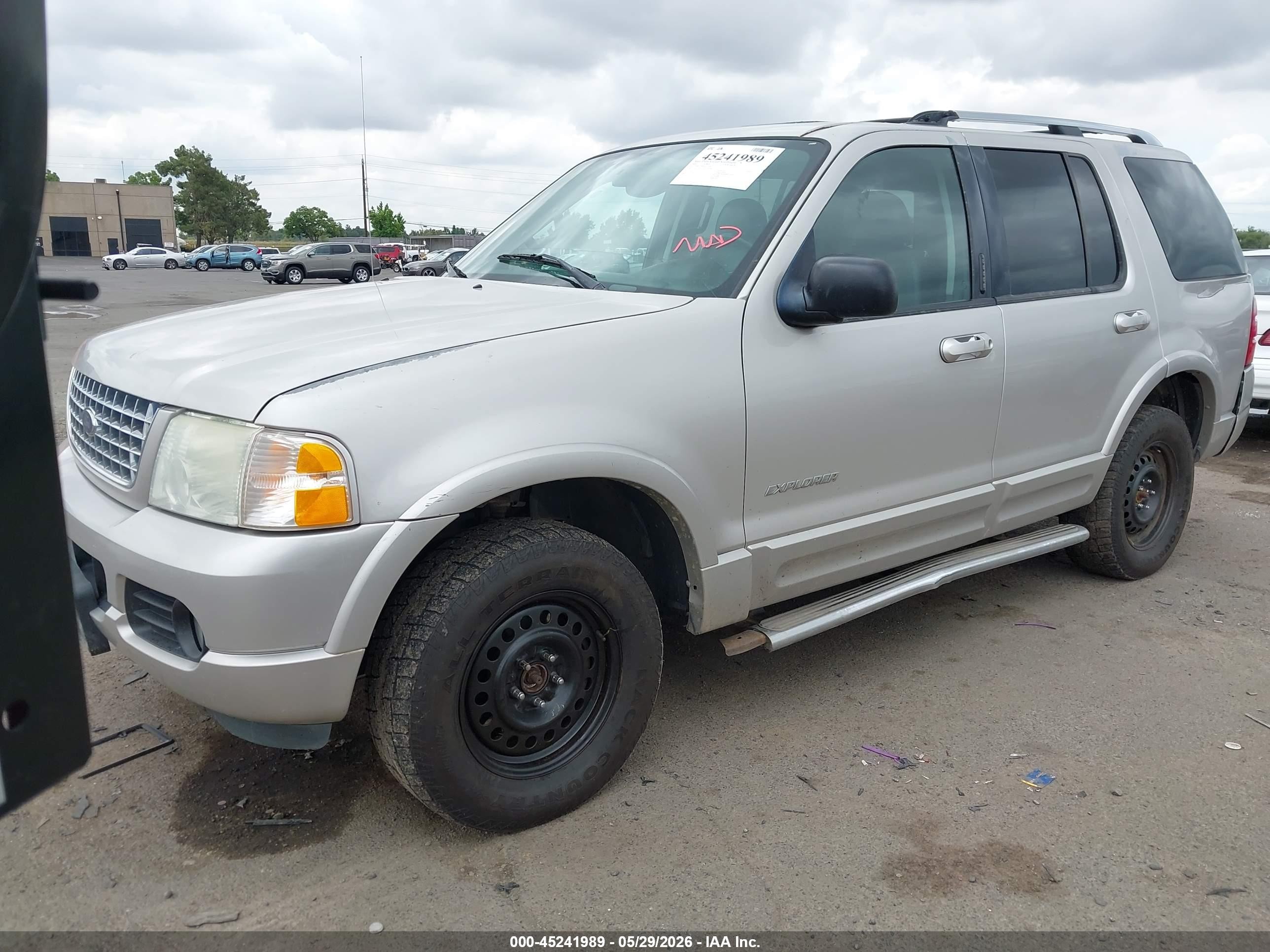 2004 Ford Explorer Limited Silver vin: 1FMDU75WX4UA72166