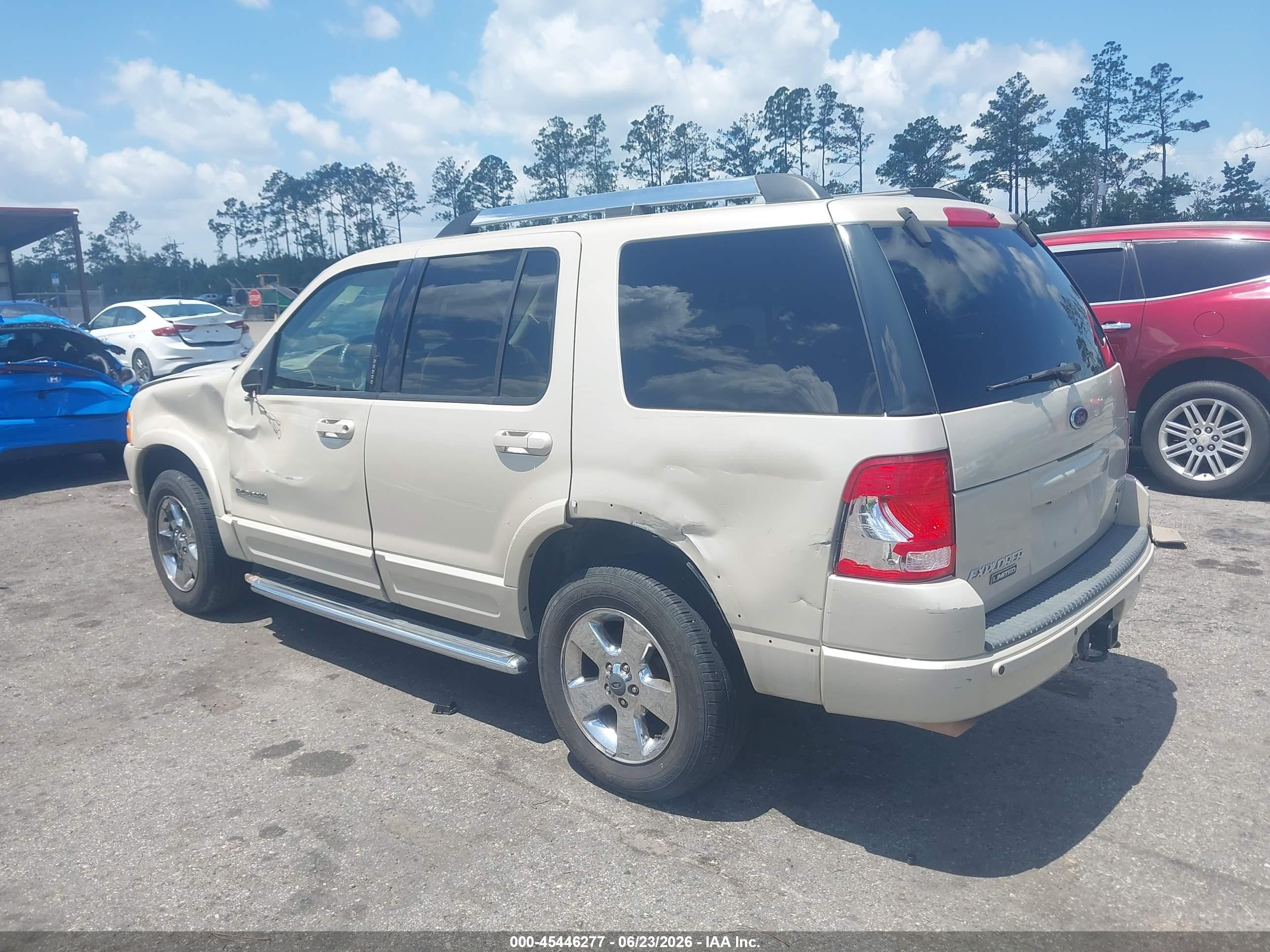 2005 Ford Explorer Limited Cream vin: 1FMDU75WX5ZA26065