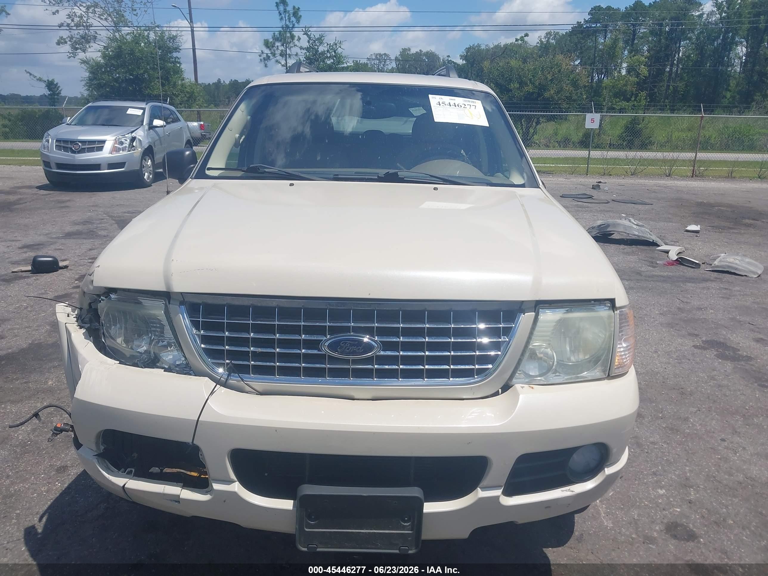 2005 Ford Explorer Limited Cream vin: 1FMDU75WX5ZA26065
