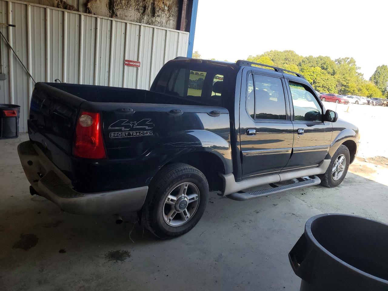 2003 Ford Explorer Sport Trac Black vin: 1FMDU77E53UB28484