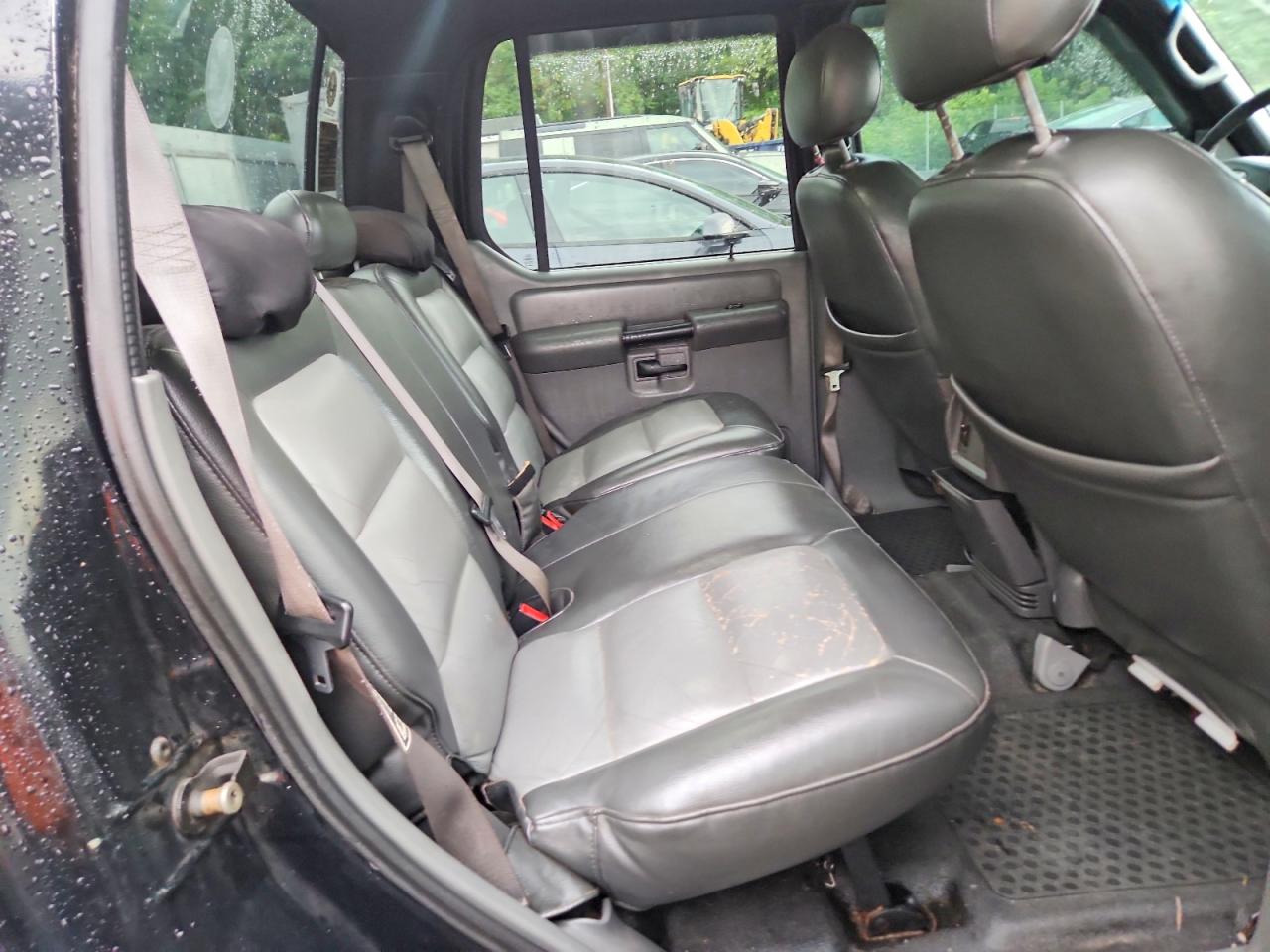 2004 Ford Explorer Sport Trac Черный vin: 1FMDU77K04UB03127