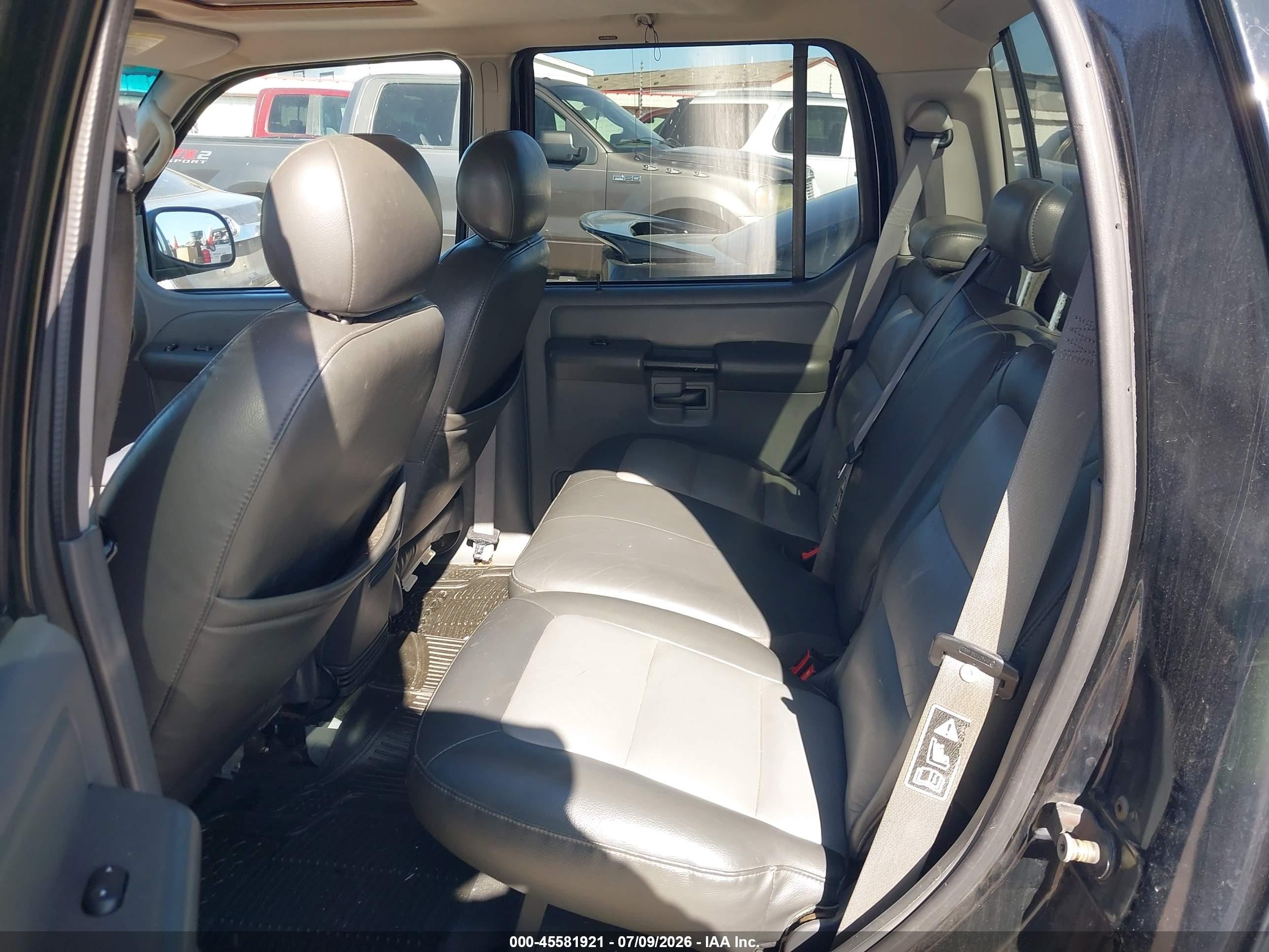 2004 Ford Explorer Sport Trac Adrenalin/xls/xlt Black vin: 1FMDU77K64UA47145
