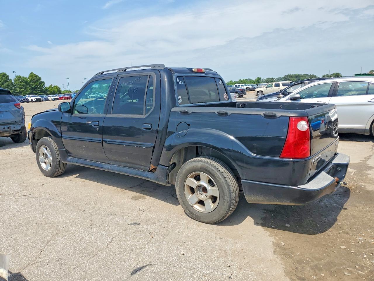 2005 Ford Explorer Sport Trac Black vin: 1FMDU77K85UB63819