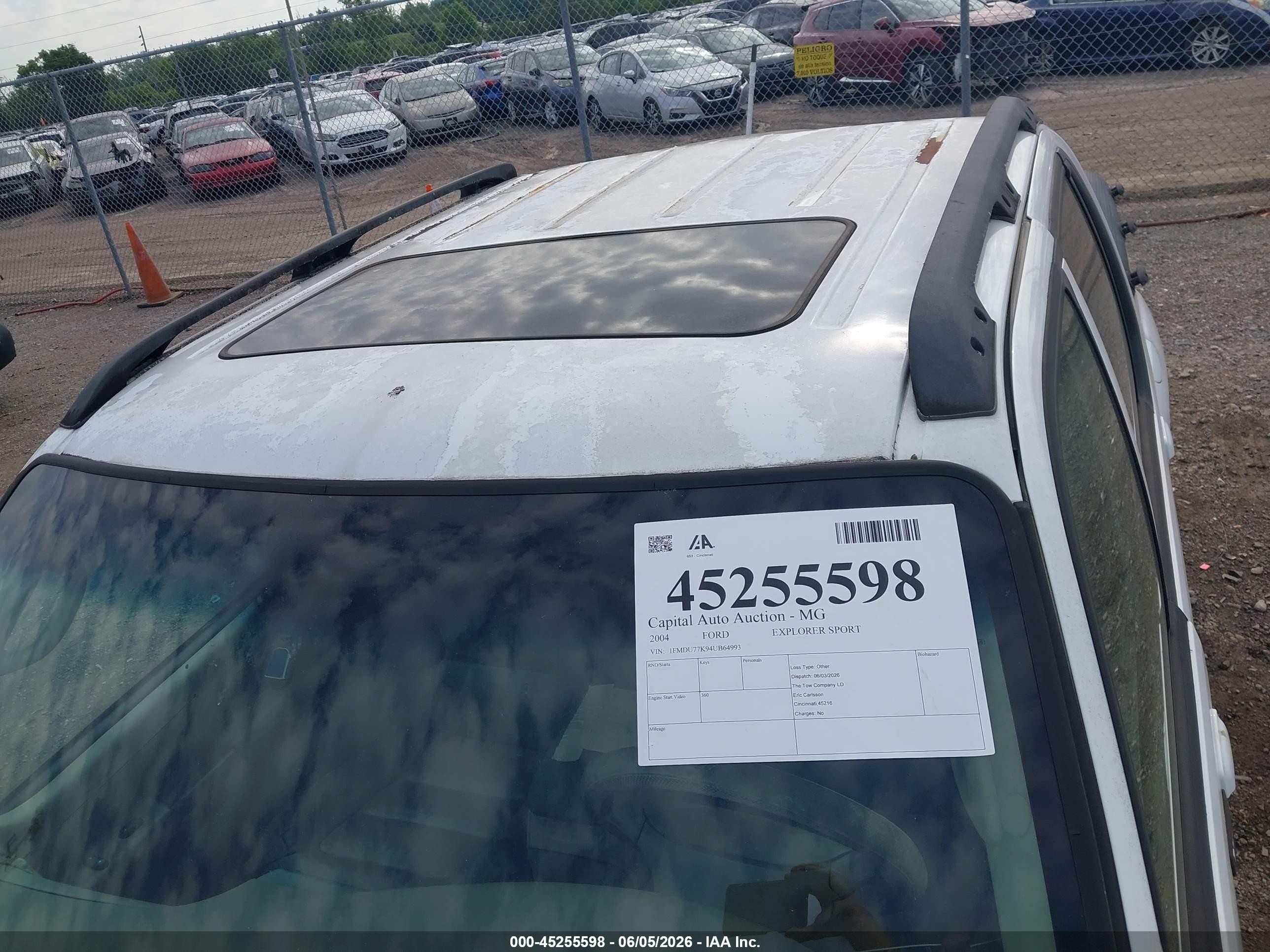 2004 Ford Explorer Sport Trac   Белый vin: 1FMDU77K94UB64993