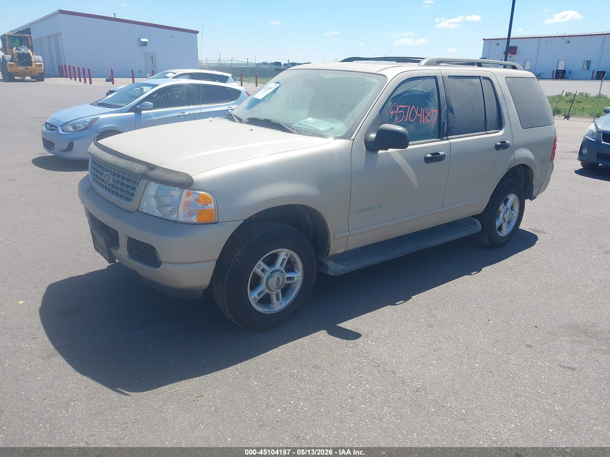 2004 Ford Explorer Xlt Gold vin: 1FMDU83K84ZA37649