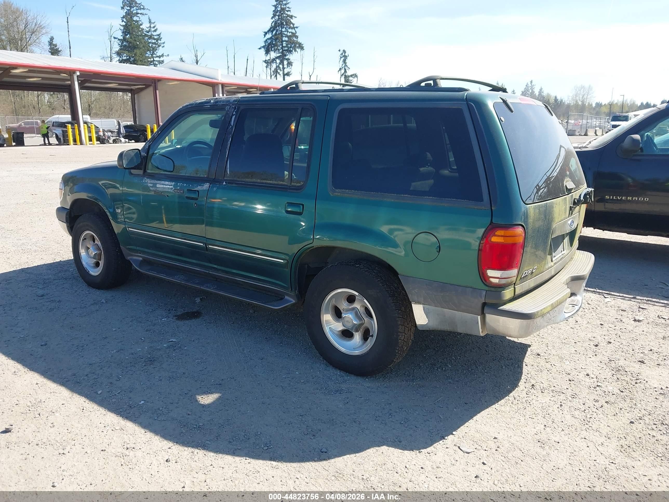 2000 Ford Explorer Xlt Green vin: 1FMDU83P8YZC32720