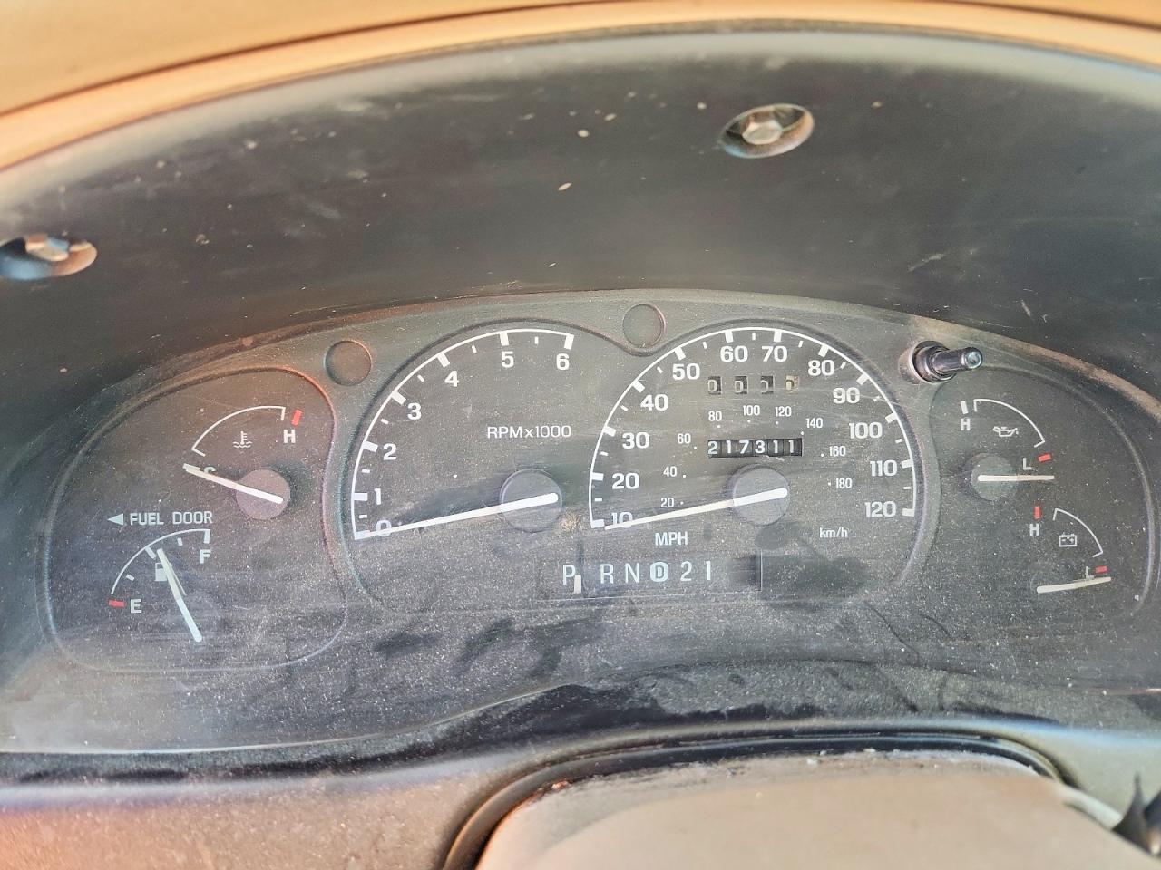 2000 Ford Explorer Eddie Bauer Blue vin: 1FMDU84P8YZB19428