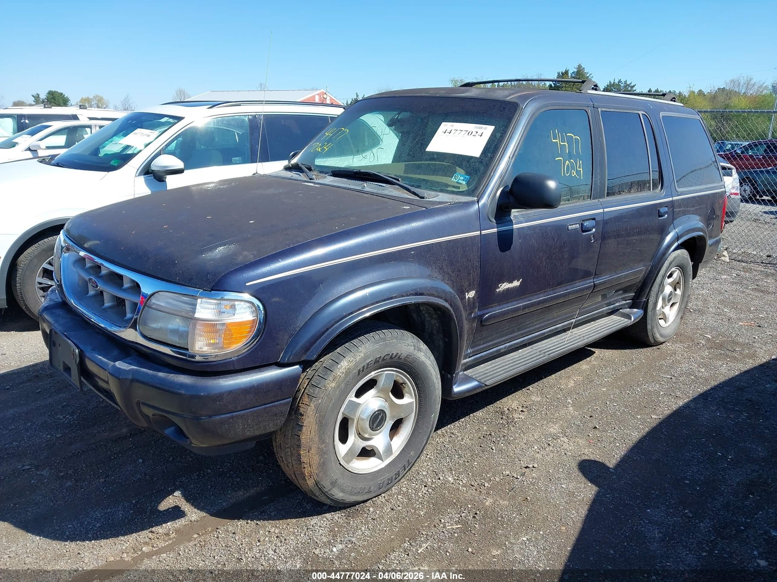 2001 Ford Explorer Limited Синий vin: 1FMDU85P01ZA33986