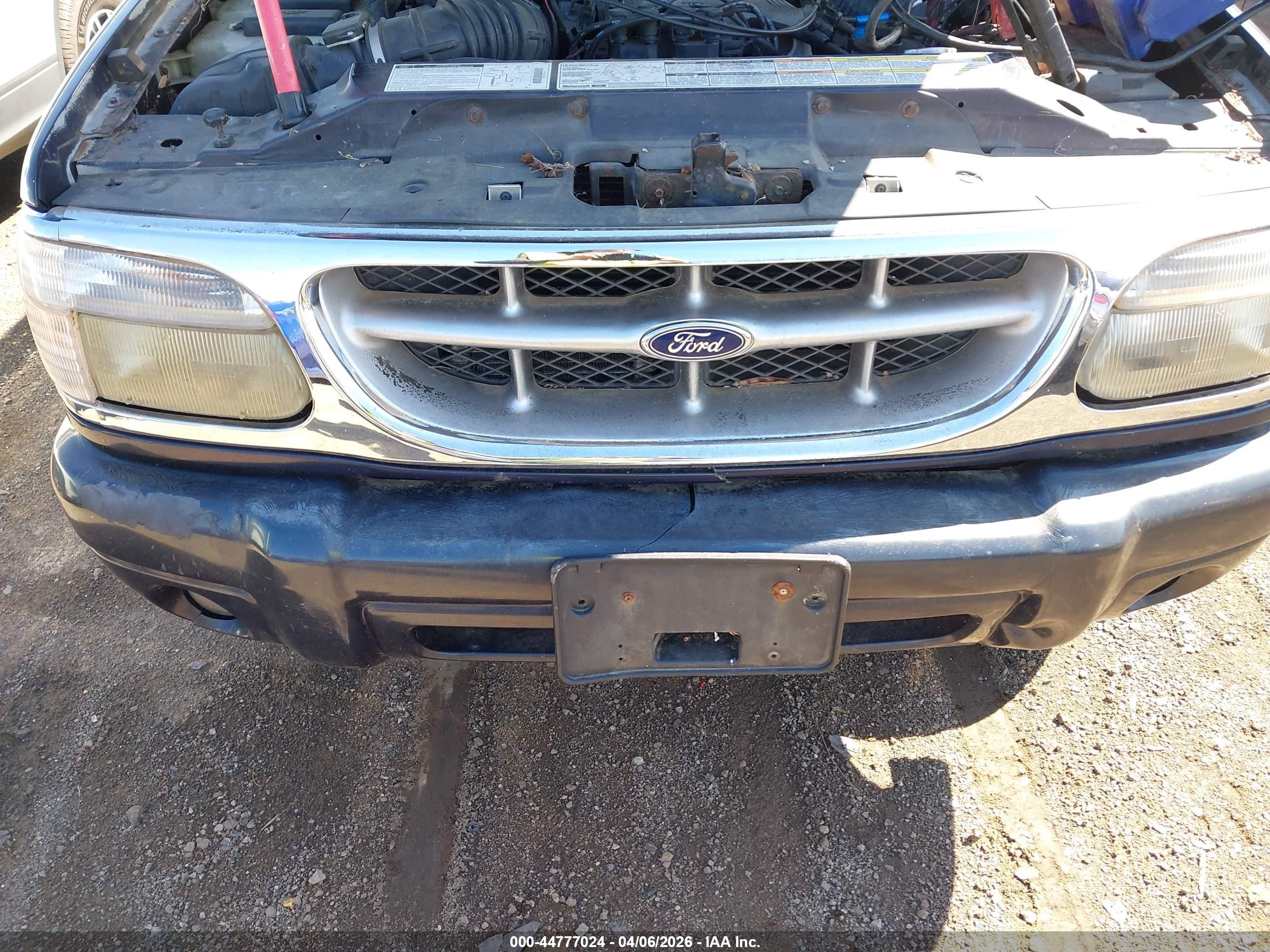 2001 Ford Explorer Limited Синий vin: 1FMDU85P01ZA33986