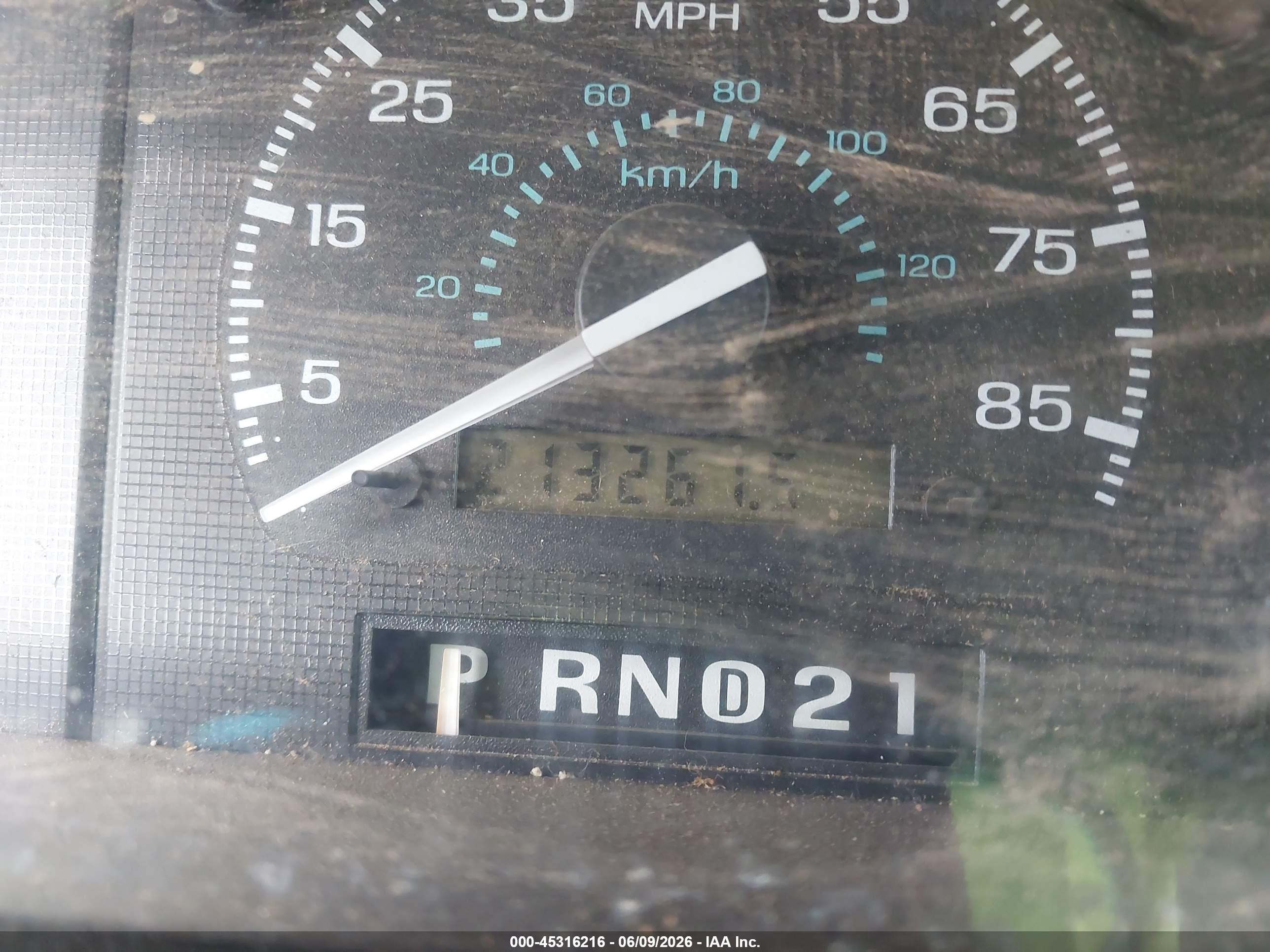 1996 Ford Econoline E150 White vin: 1FMEE11H4THA05320