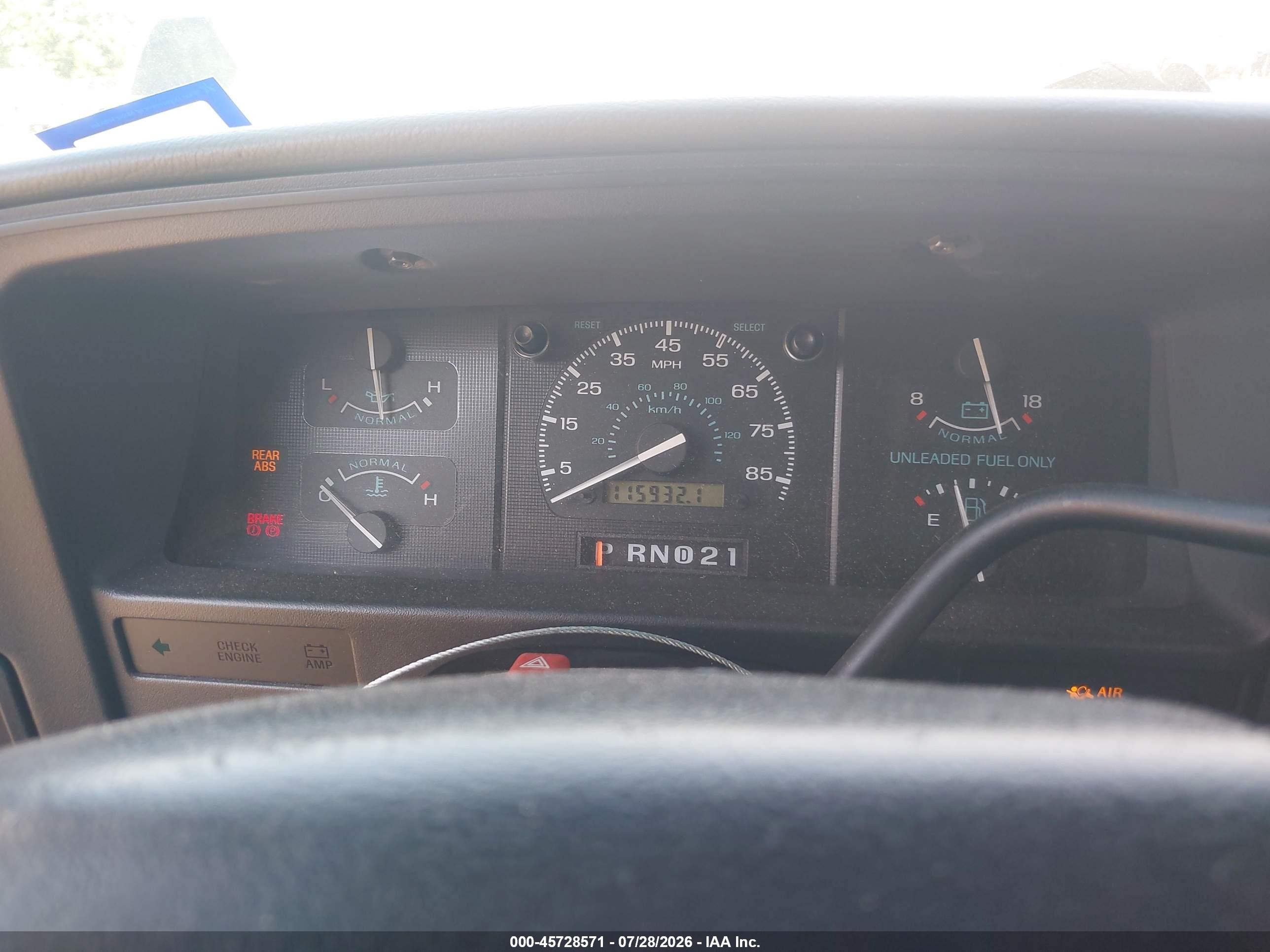 1992 Ford Econoline E150 Silver vin: 1FMEE11H8NHA12340