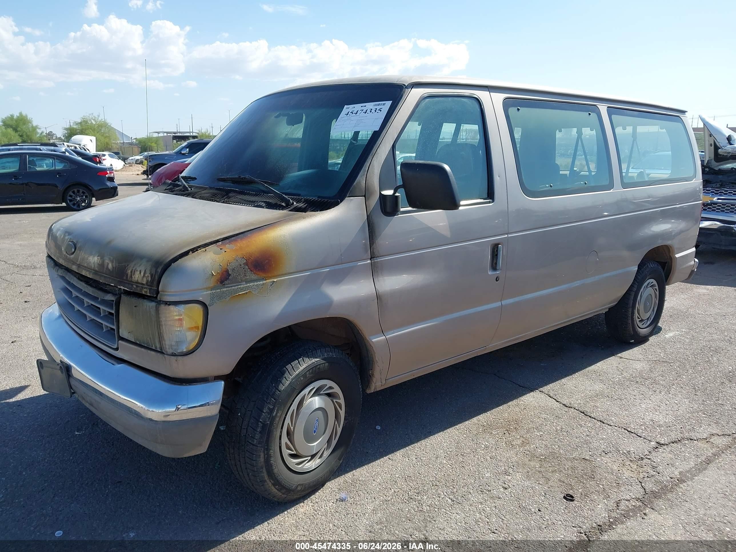 1995 Ford Econoline E150 Tan vin: 1FMEE11N3SHB48019