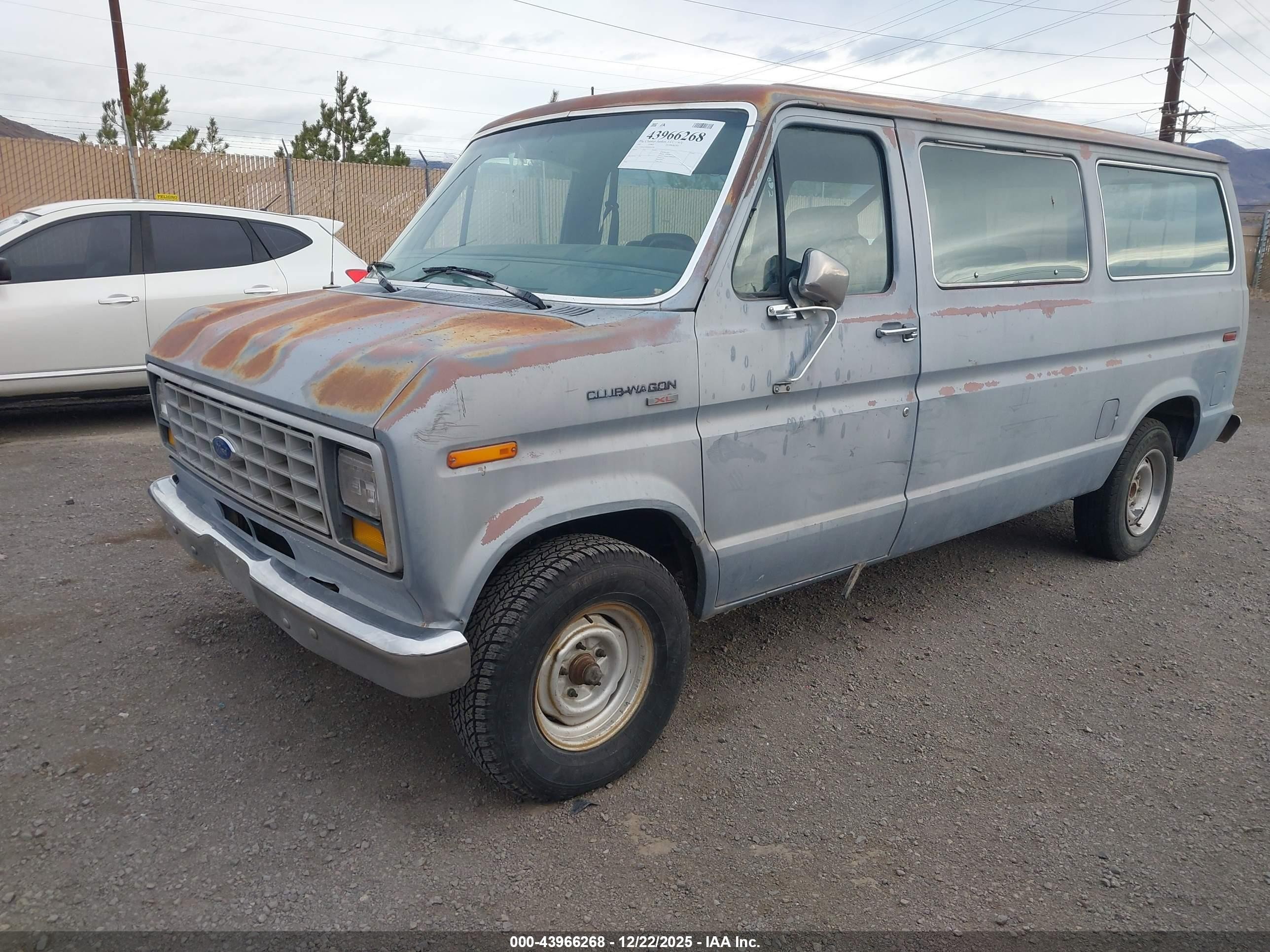 1987 Ford Econoline E150 Gray vin: 1FMEE11N8HHB02498