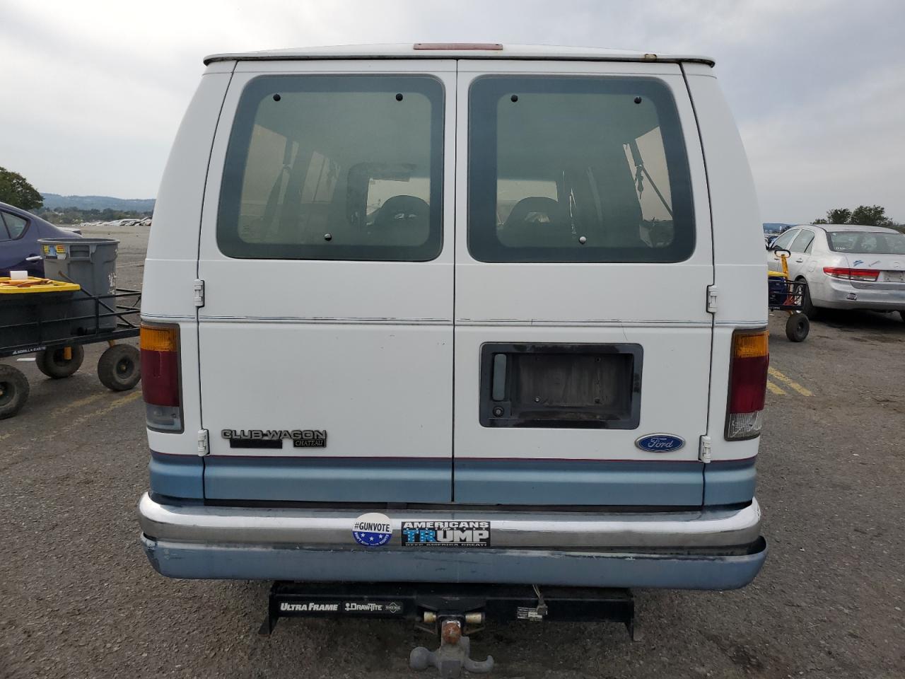 1994 Ford Econoline E150 Two Tone vin: 1FMEE11N8RHA37203