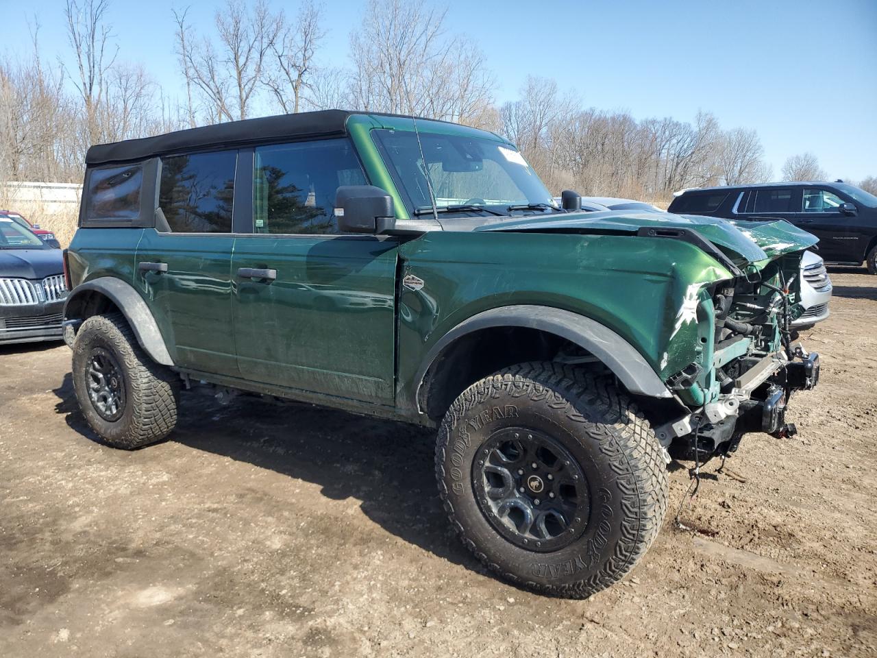 2024 Ford Bronco Wildtrak Green vin: 1FMEE2BP6RLA46131