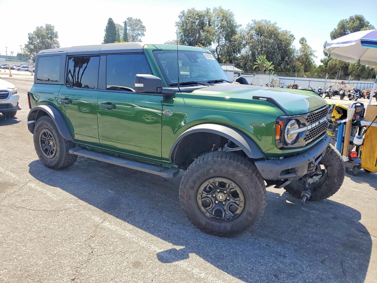2024 Ford Bronco Wildtrak Green vin: 1FMEE2BP8RLB50393