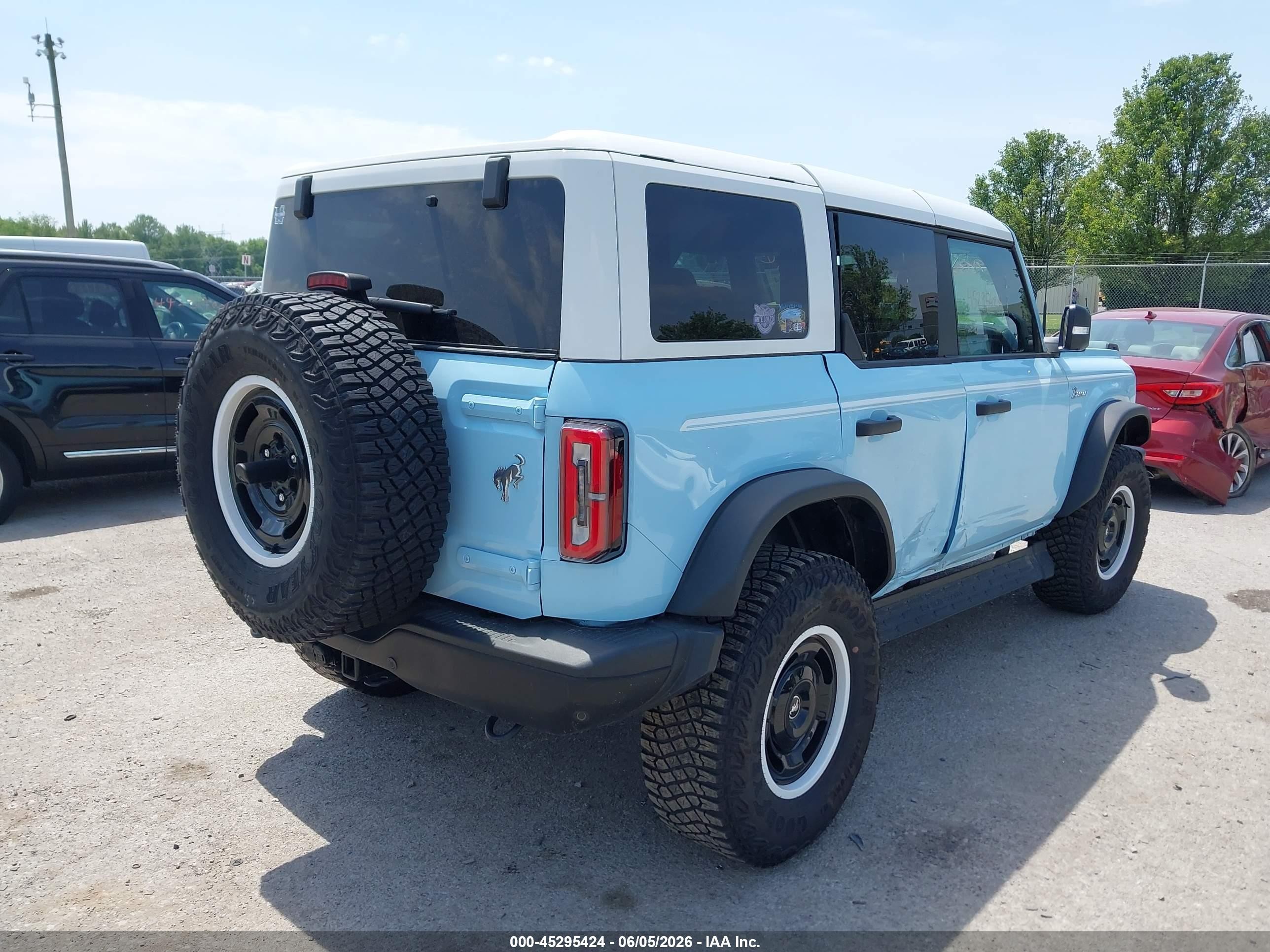 2023 Ford Bronco Heritage Limited Edition Blue vin: 1FMEE4GP5PLA71443