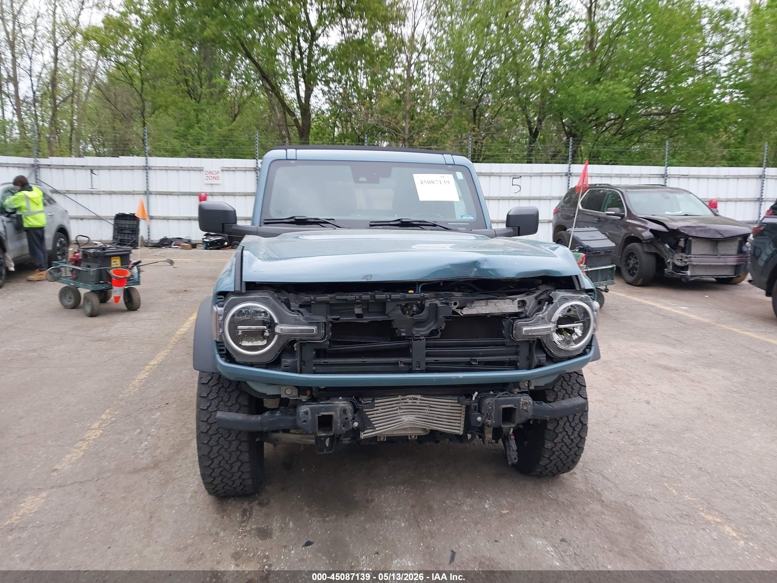 2021 Ford Bronco Black Diamond Blue vin: 1FMEE5BP0MLA68829