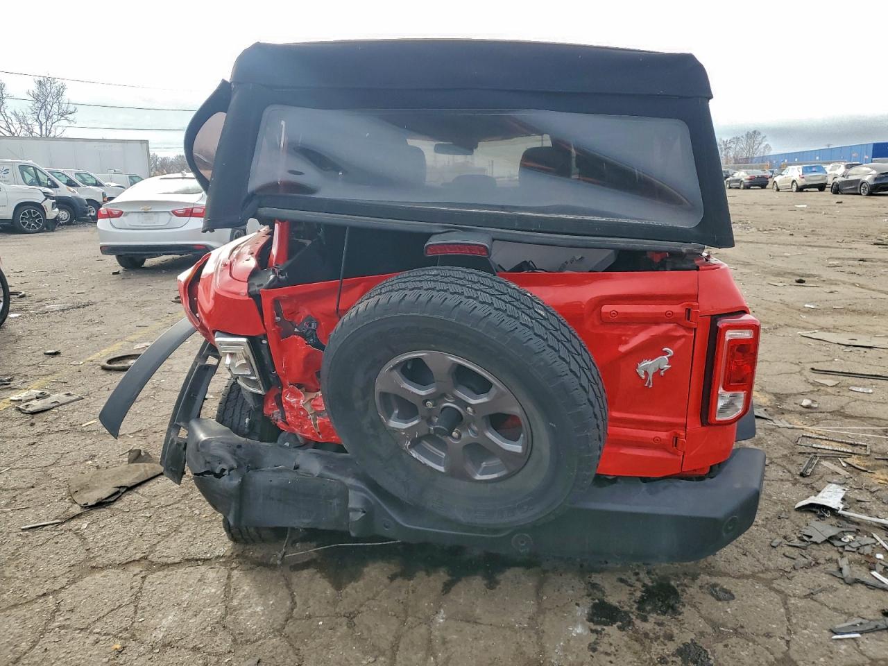 2023 Ford Bronco Base Red vin: 1FMEE5BP4PLC02147