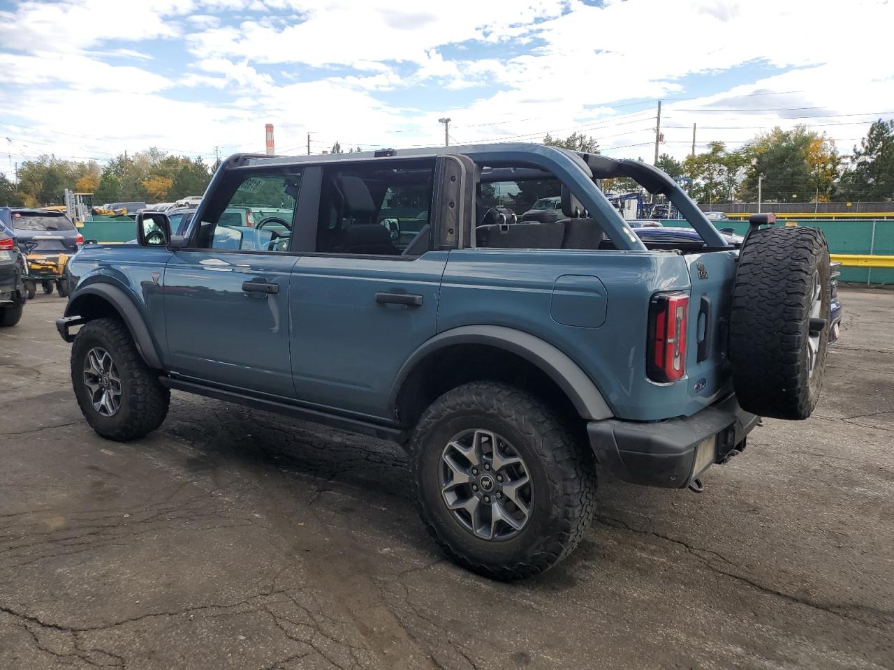 2021 Ford Bronco Base Blue vin: 1FMEE5DH0MLA77116