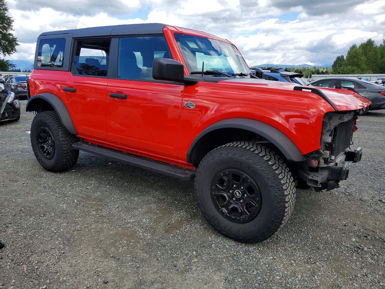 2022 Ford Bronco Base Red vin: 1FMEE5DP0NLB78973