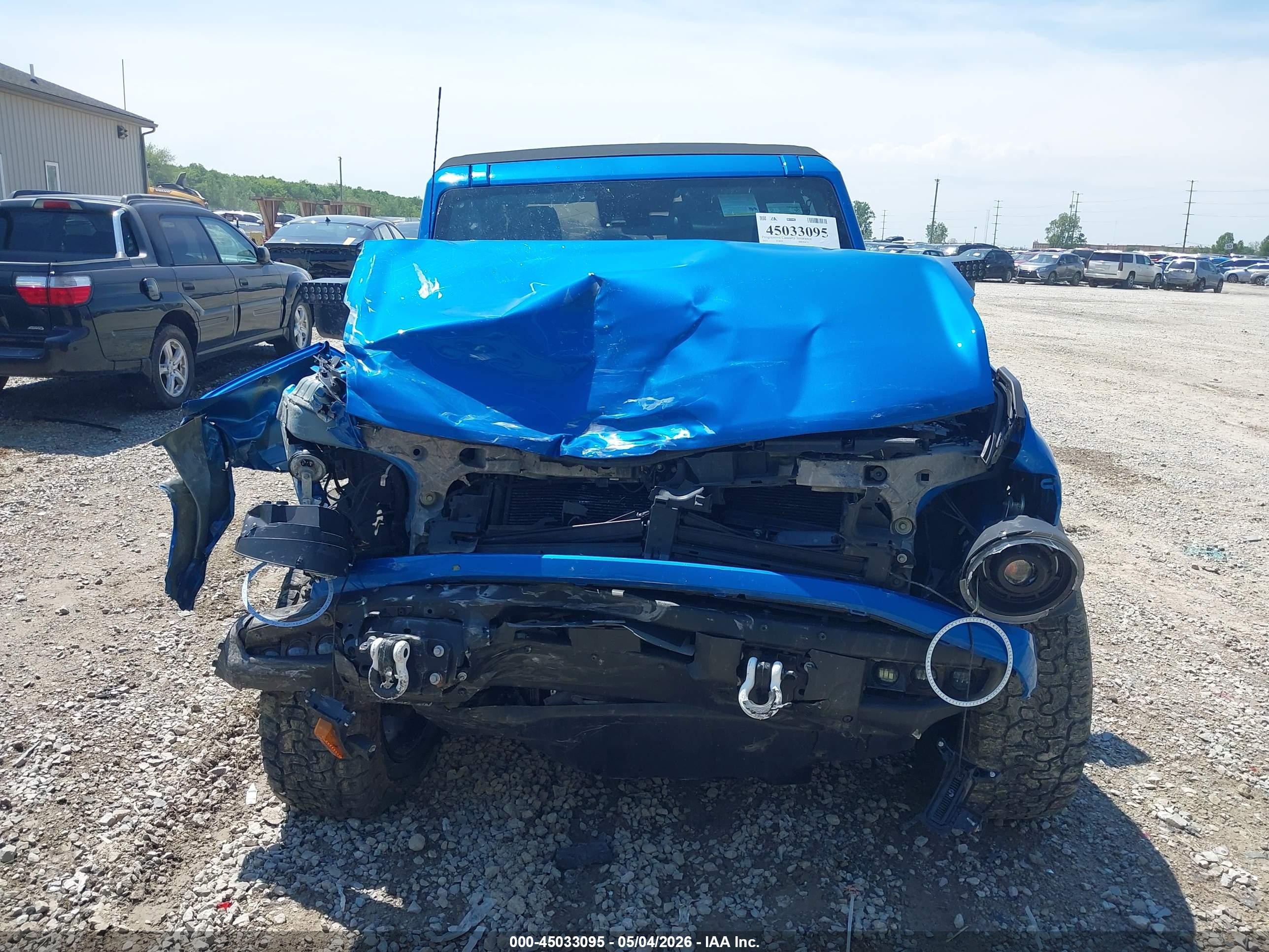 2023 Ford Bronco Black Diamond Blue vin: 1FMEE5DP0PLA90377