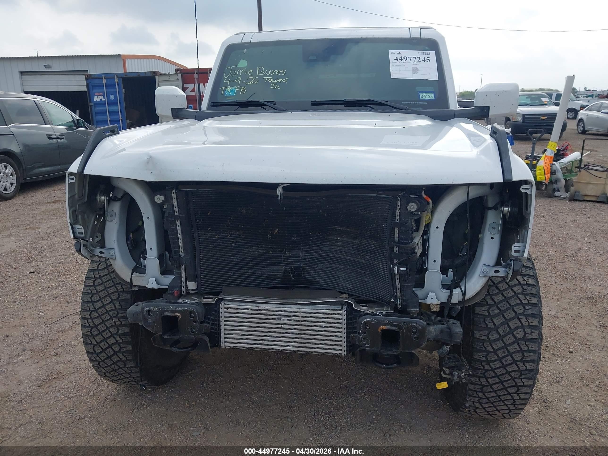 2023 Ford Bronco Outer Banks White vin: 1FMEE5DP2PLC13368