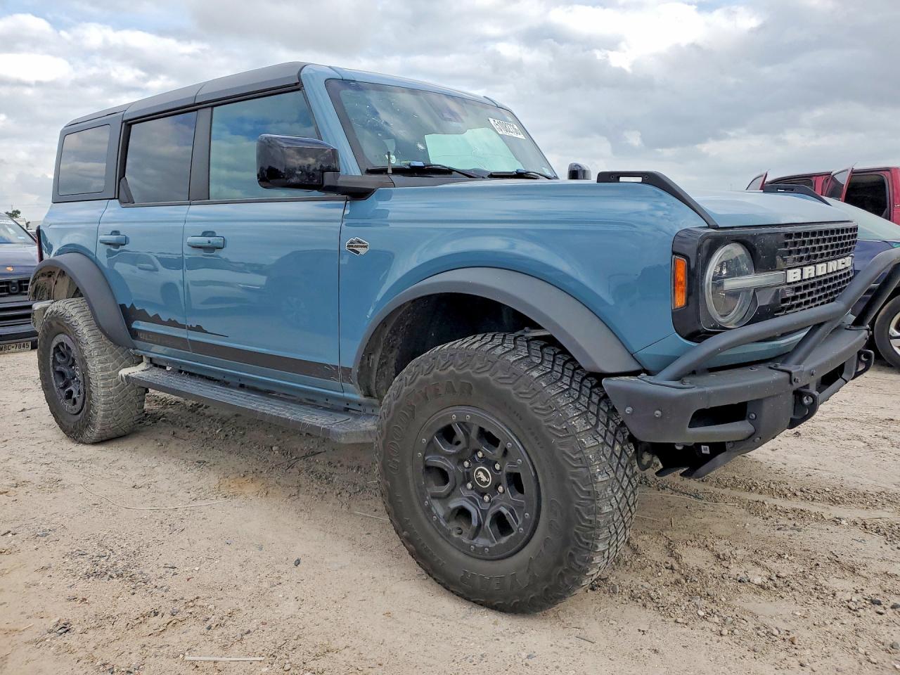 2021 Ford Bronco Base Blue vin: 1FMEE5DP4MLA63372