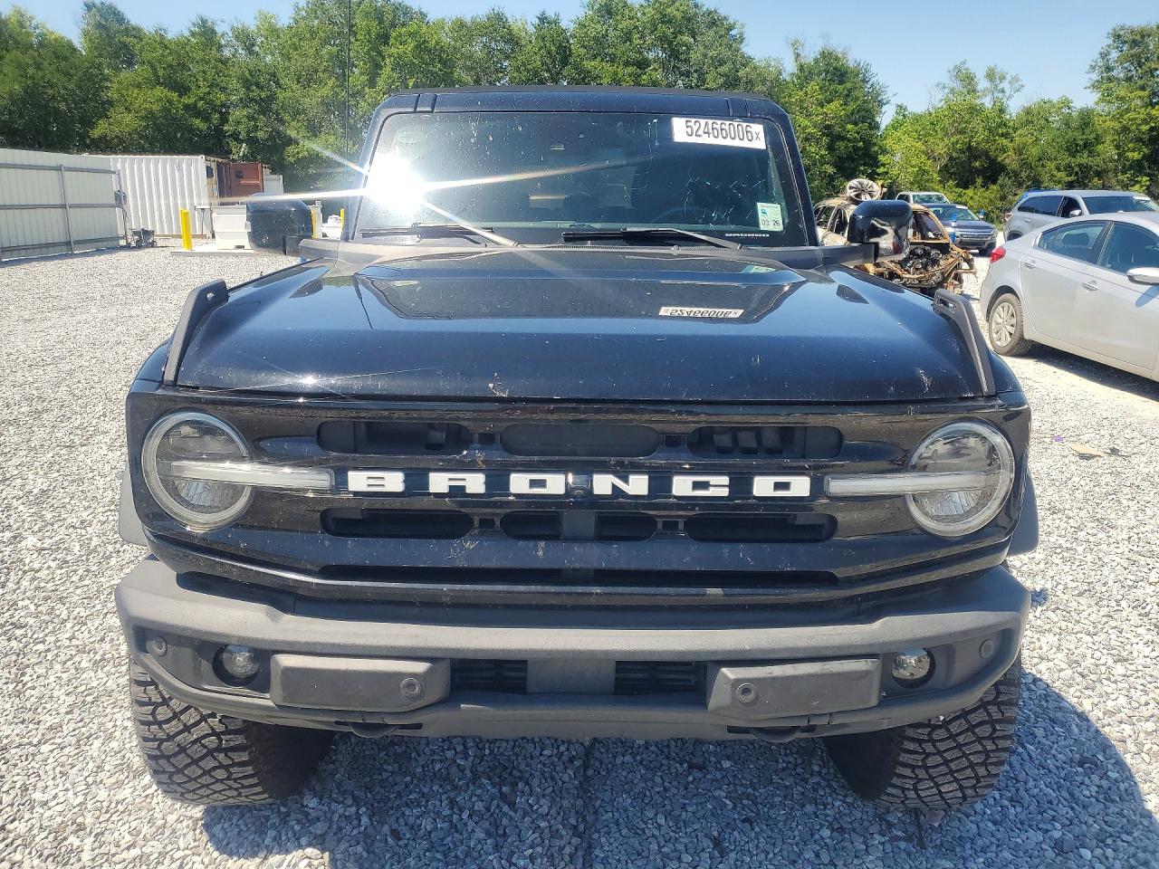 2021 Ford Bronco Base Black vin: 1FMEE5DP4MLA90717
