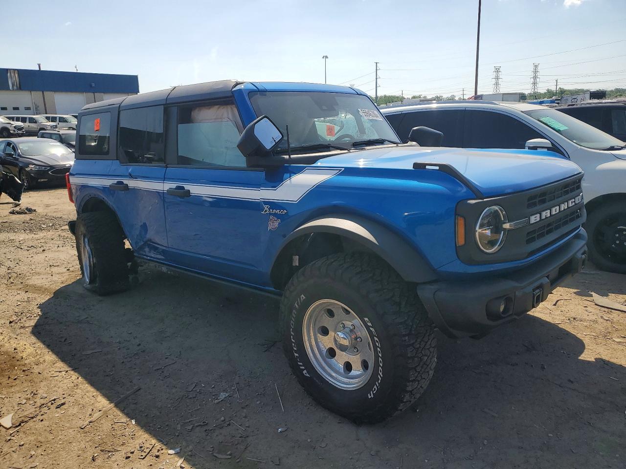 2023 Ford Bronco Base Blue vin: 1FMEE5DP7PLB68735