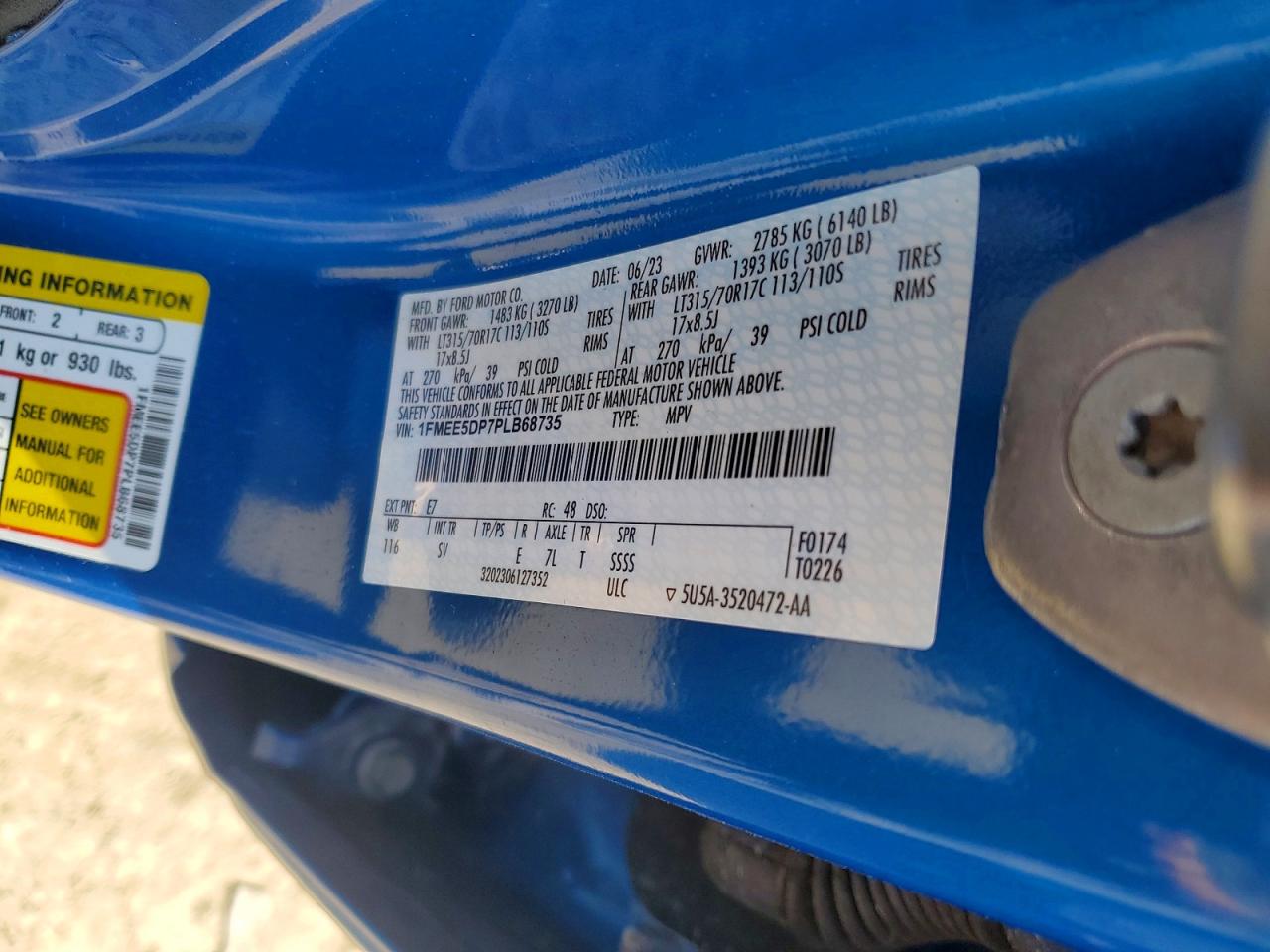 2023 Ford Bronco Base Blue vin: 1FMEE5DP7PLB68735