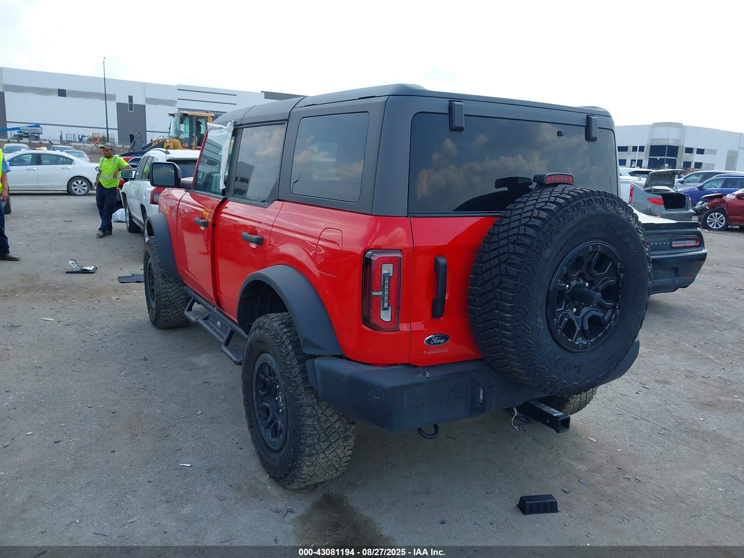 2022 Ford Bronco Wildtrak Red vin: 1FMEE5DP9NLA97762