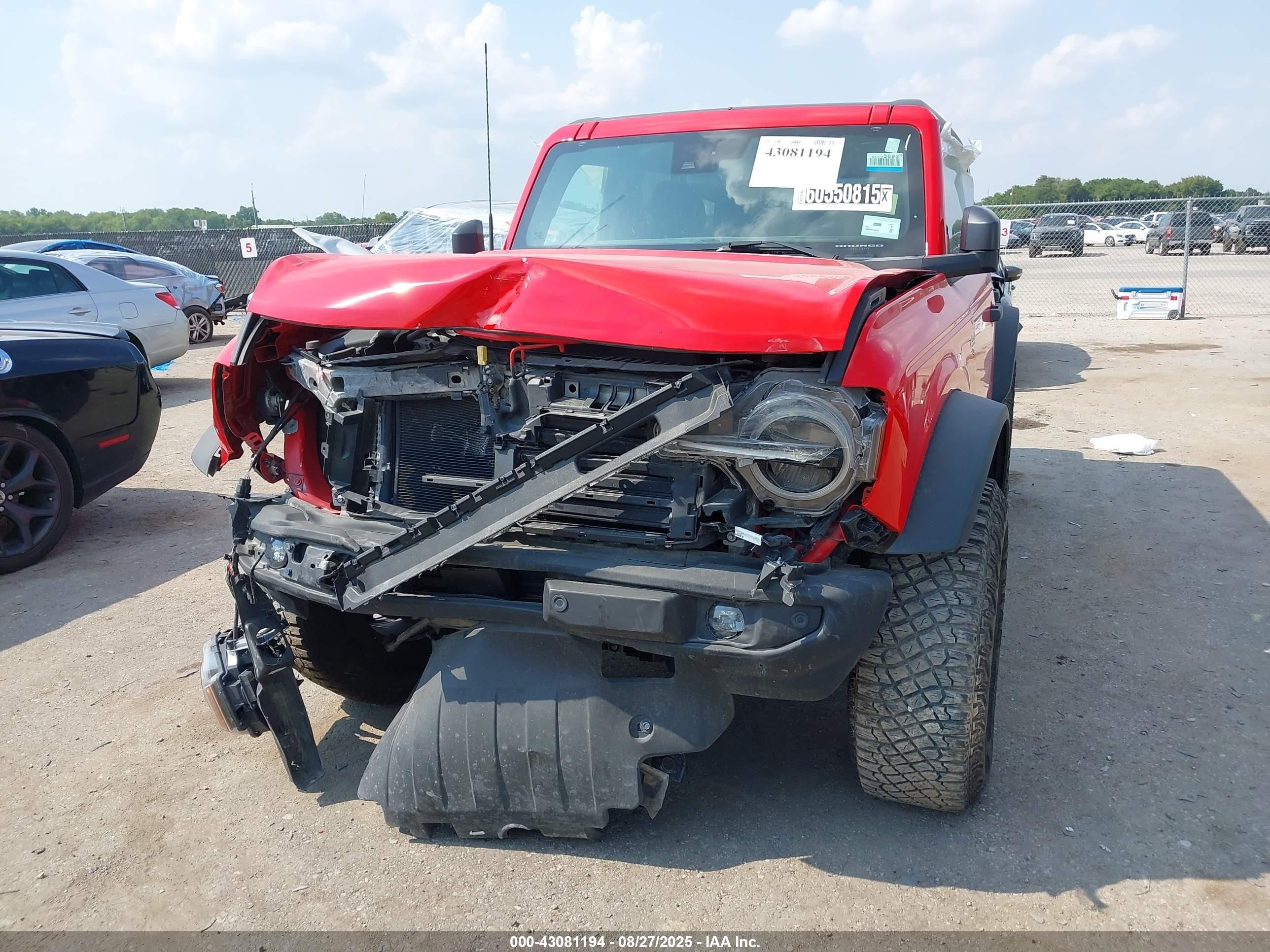 2022 Ford Bronco Wildtrak Red vin: 1FMEE5DP9NLA97762