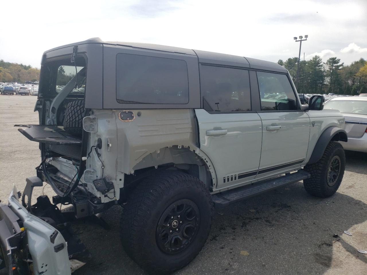 2021 Ford Bronco First Edition Gray vin: 1FMEE5EPXMLA43447