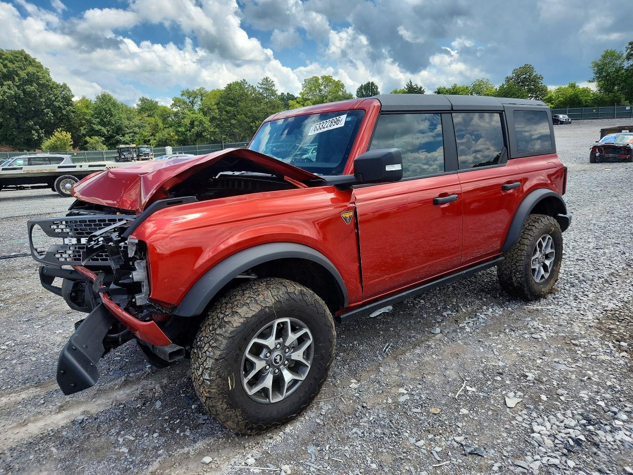 2024 Ford Bronco Badlands Red vin: 1FMEE9BP1RLB50048