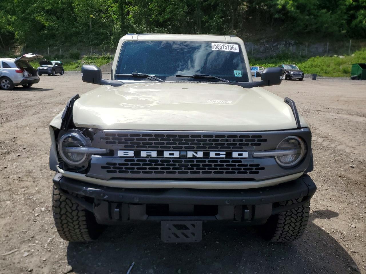 2025 Ford Bronco Badlands Cream vin: 1FMEE9BP6SLB12904