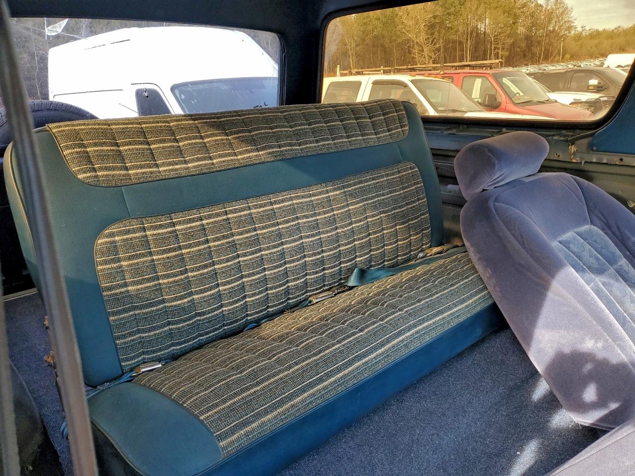1983 Ford Bronco U100 Синий vin: 1FMEU15F6DLA09640