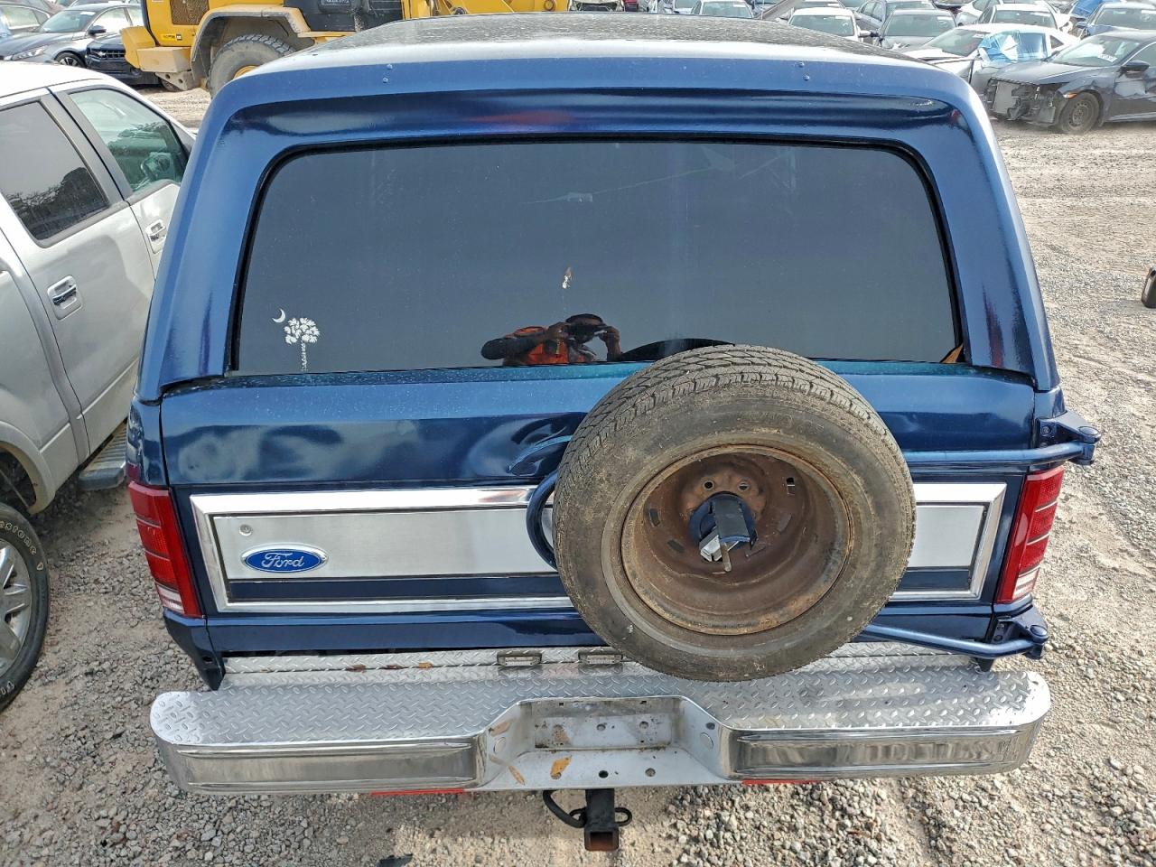 1983 Ford Bronco U100 Синий vin: 1FMEU15F6DLA09640