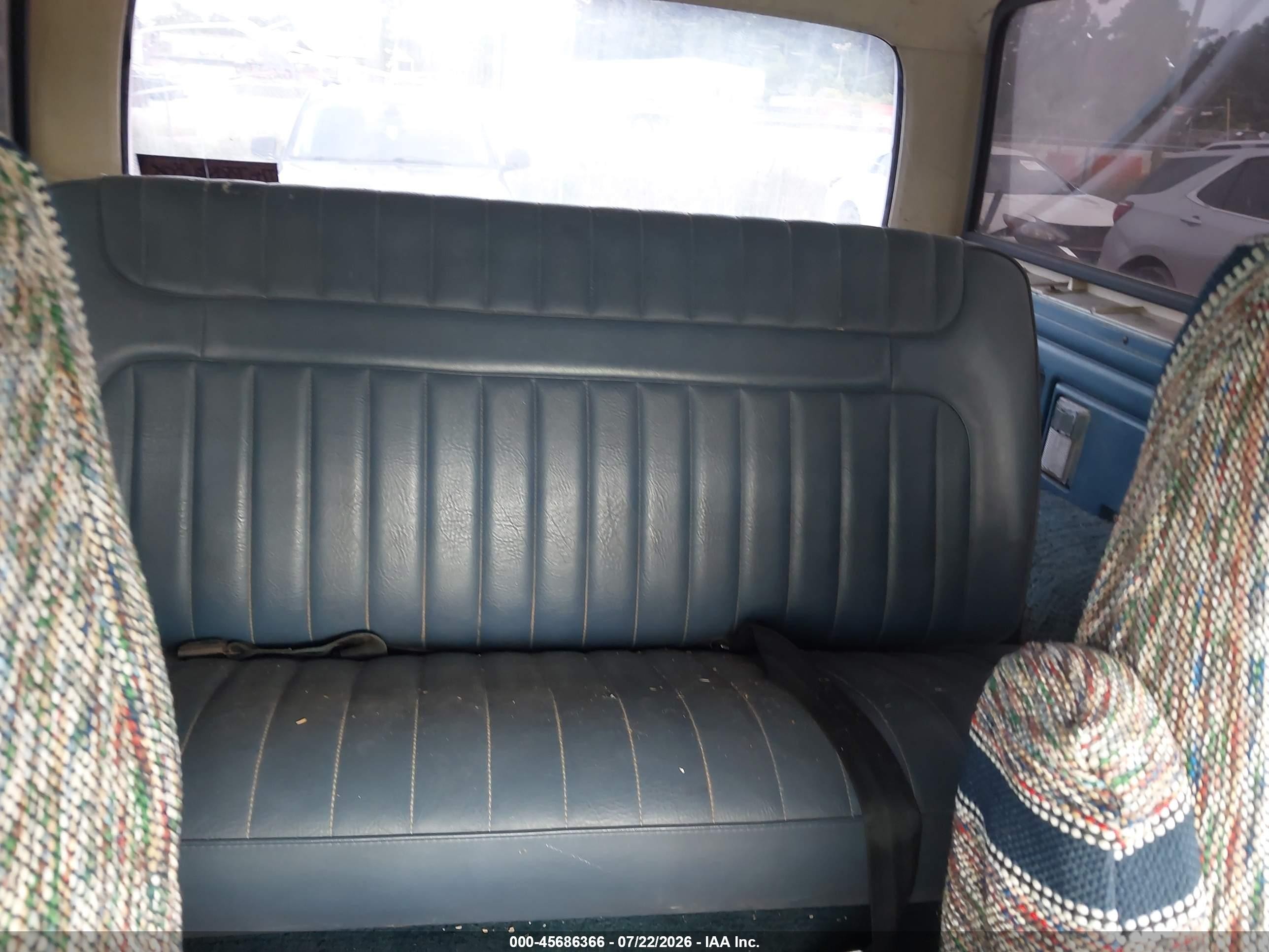 1983 Ford Bronco U100 White vin: 1FMEU15F8DLA48262