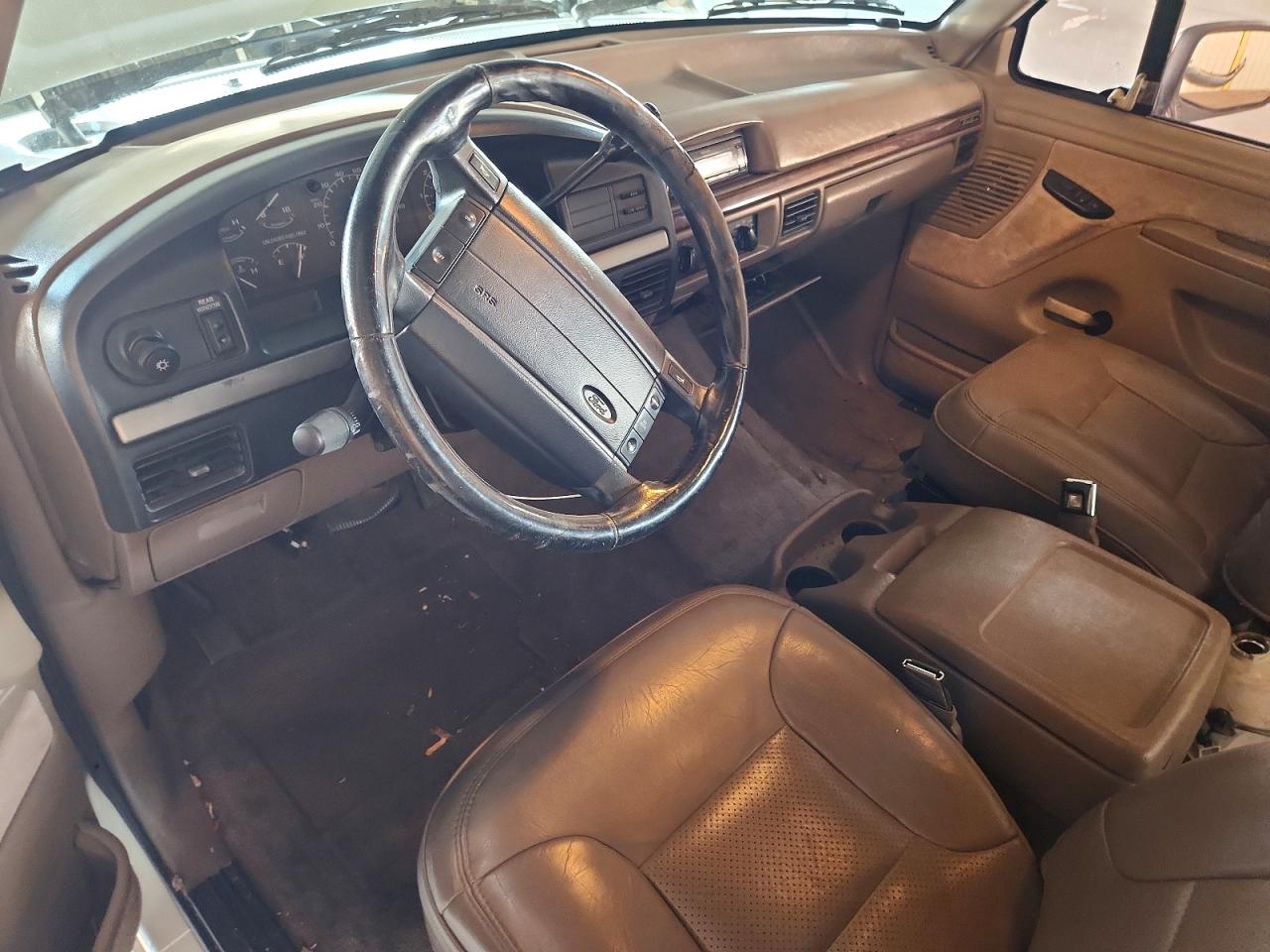 1996 Ford Bronco U100 White vin: 1FMEU15H0TLB72784