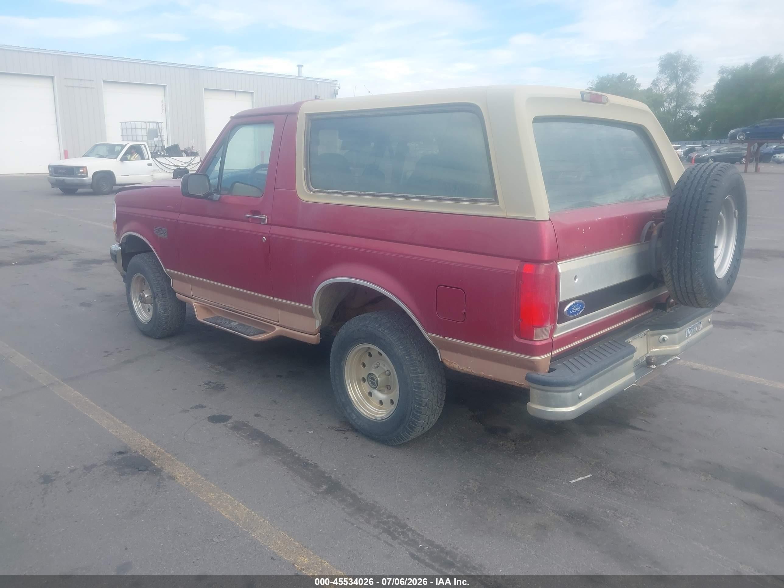 1995 Ford Bronco U100 Red vin: 1FMEU15H1SLA30605