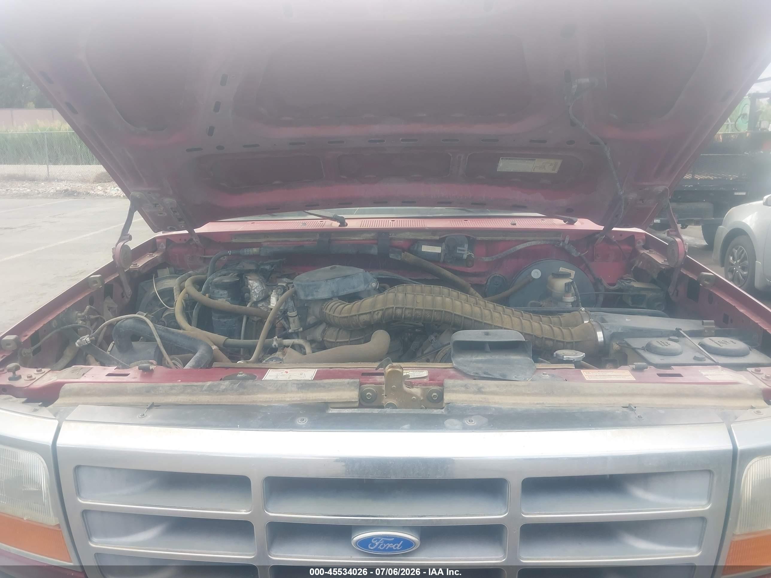1995 Ford Bronco U100 Red vin: 1FMEU15H1SLA30605