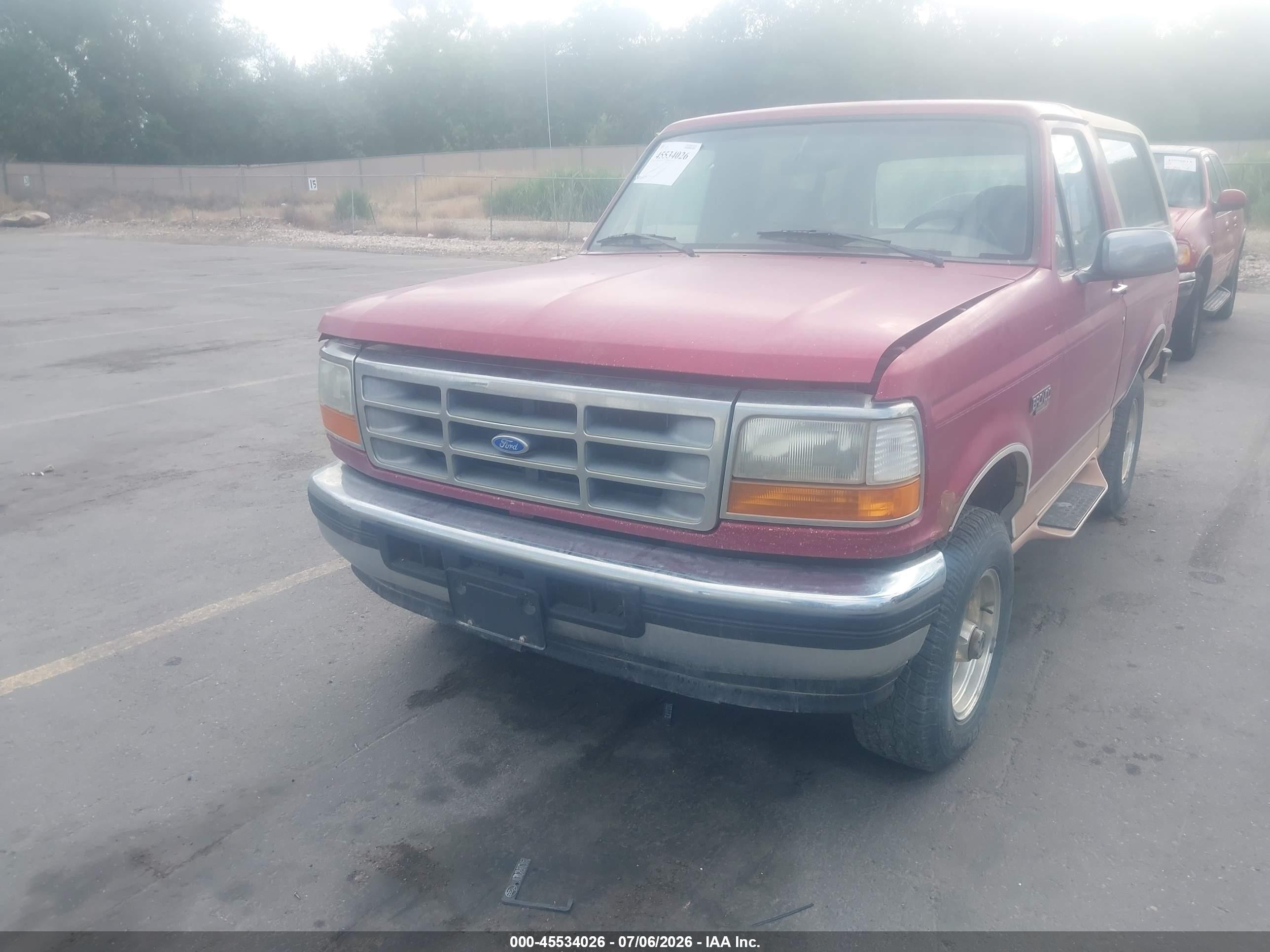 1995 Ford Bronco U100 Red vin: 1FMEU15H1SLA30605