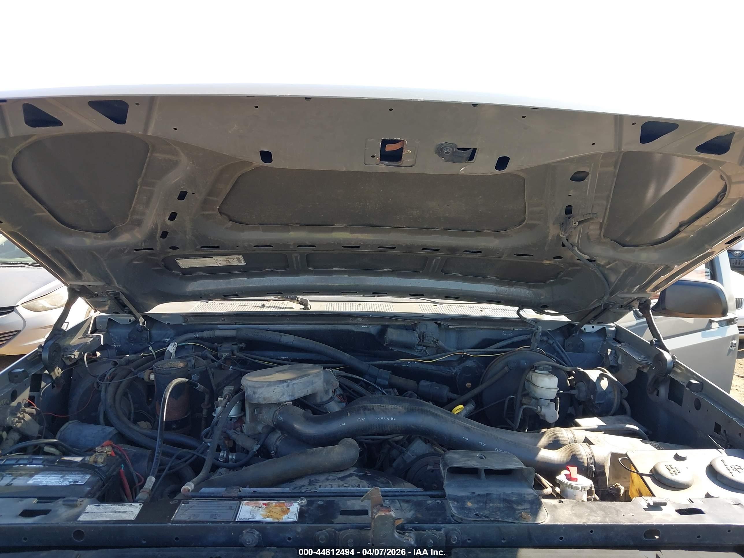 1992 Ford Bronco U100 Серый vin: 1FMEU15H2NLA06768