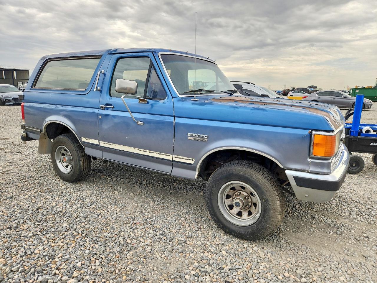 1991 Ford Bronco U100 Blue vin: 1FMEU15H3MLA33427