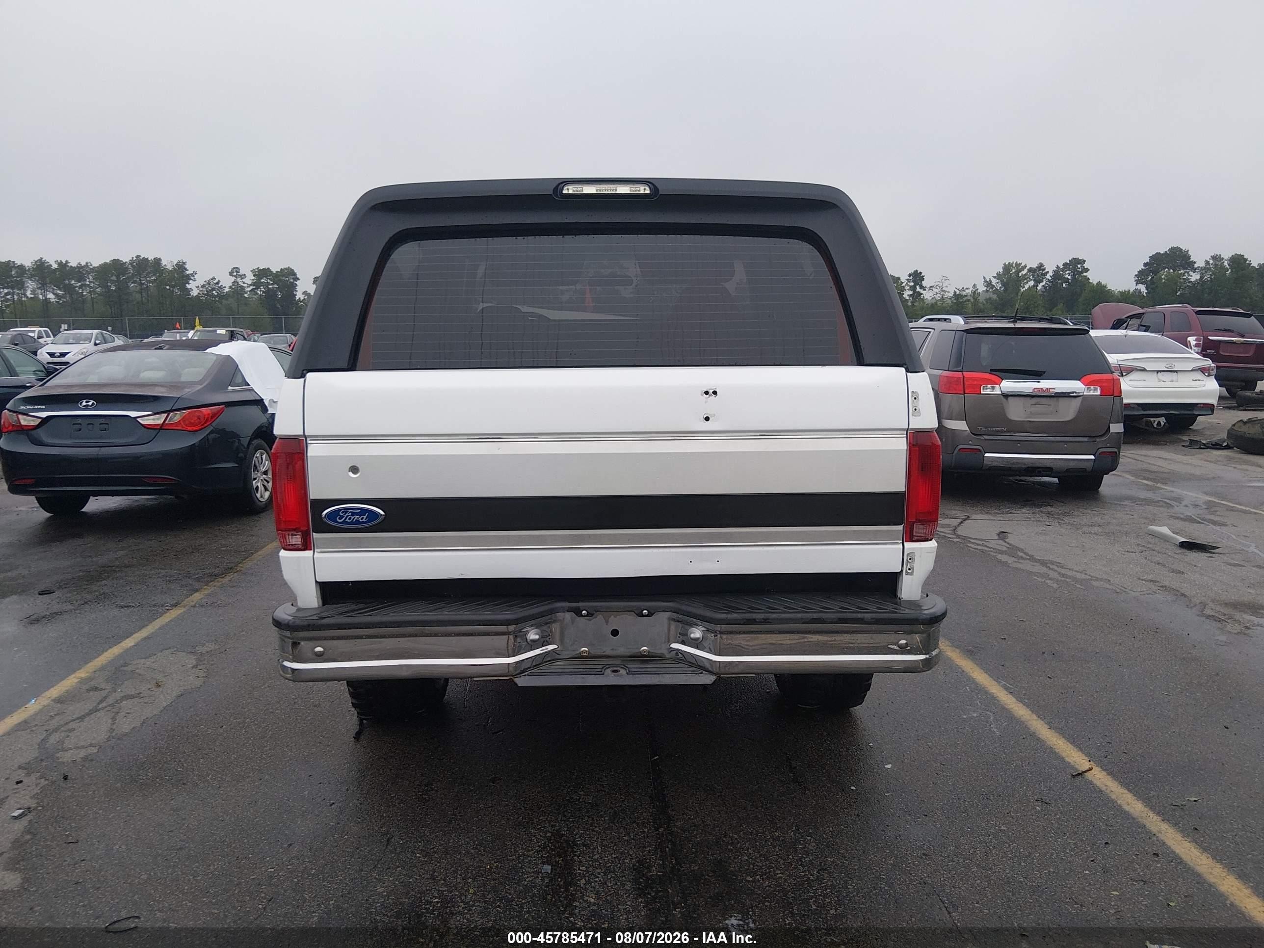 1994 Ford Bronco U100 White vin: 1FMEU15H3RLB43952