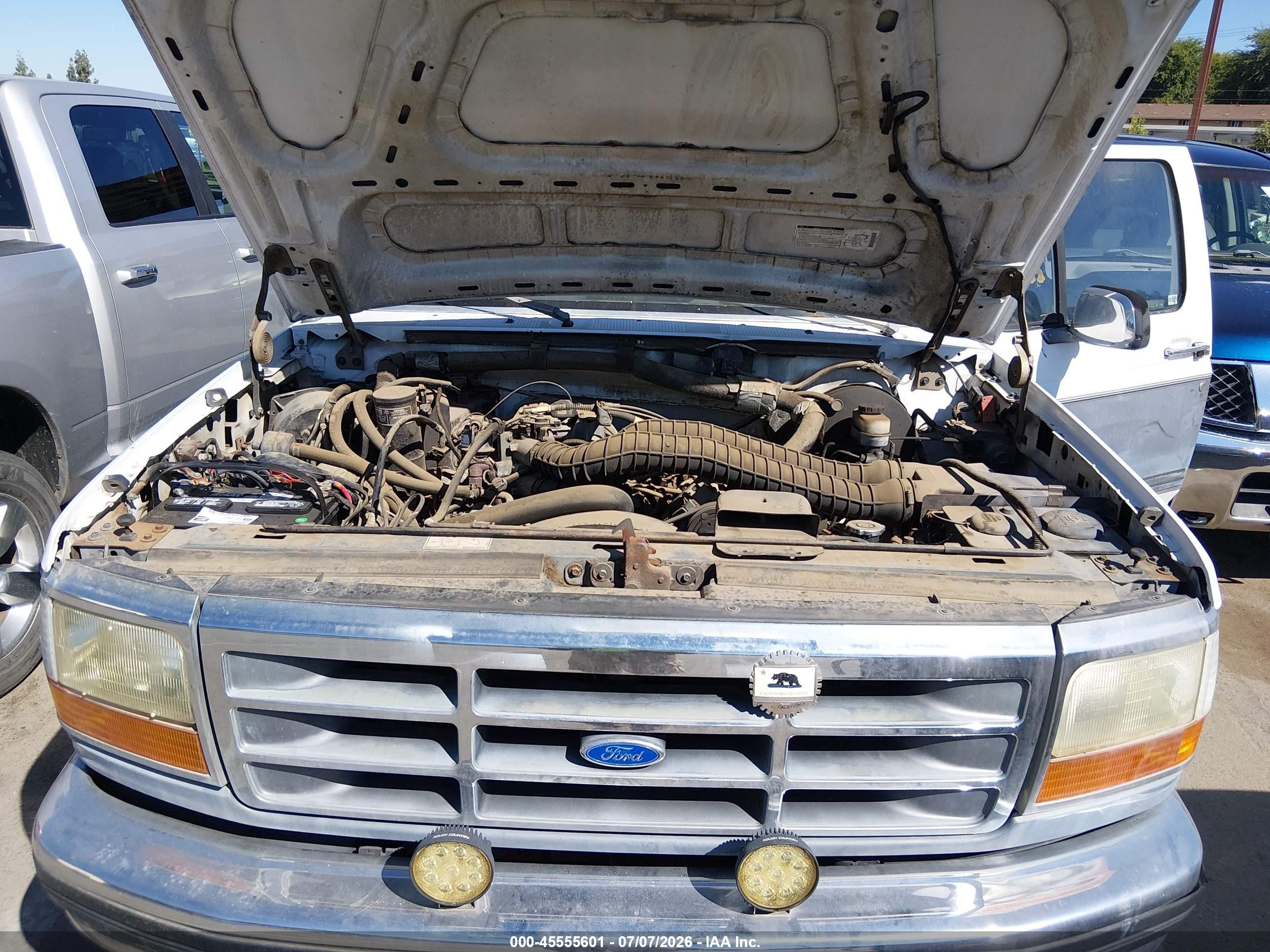 1993 Ford Bronco U100 White vin: 1FMEU15H7PLA74048