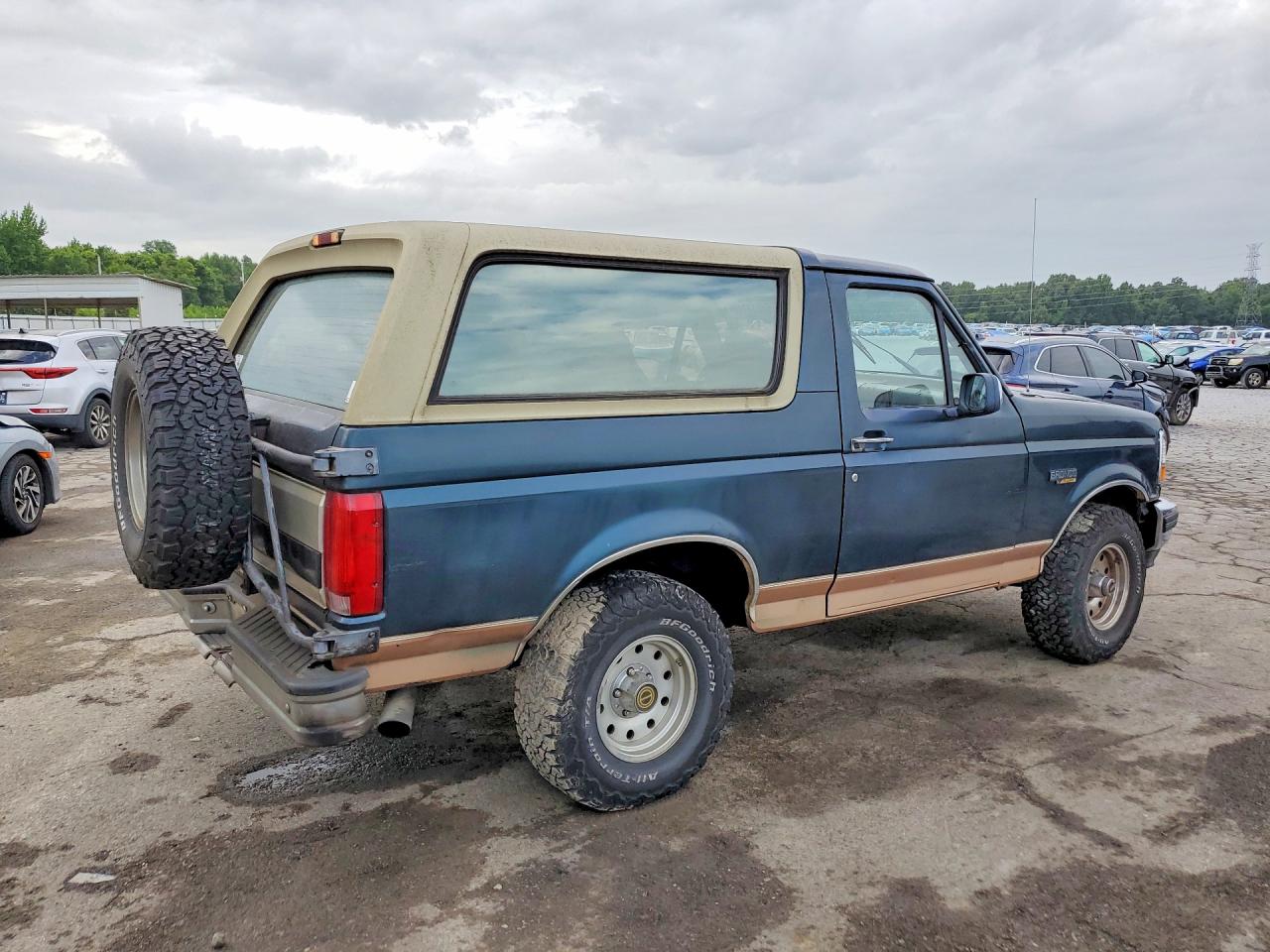 1995 Ford Bronco U100 Blue vin: 1FMEU15H7SLB87300