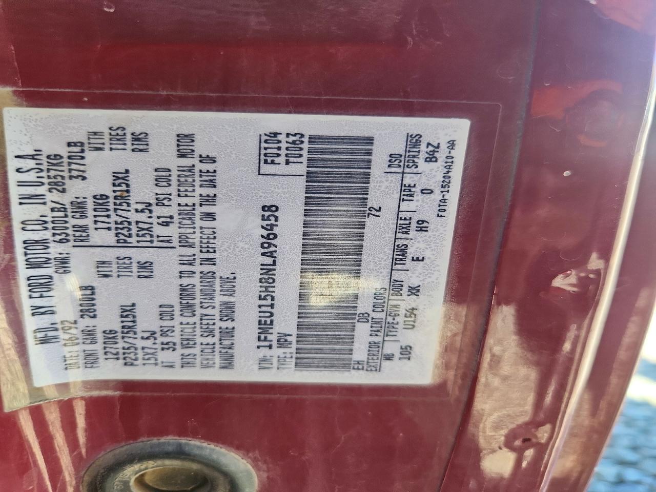 1992 Ford Bronco U100 Red vin: 1FMEU15H8NLA96458