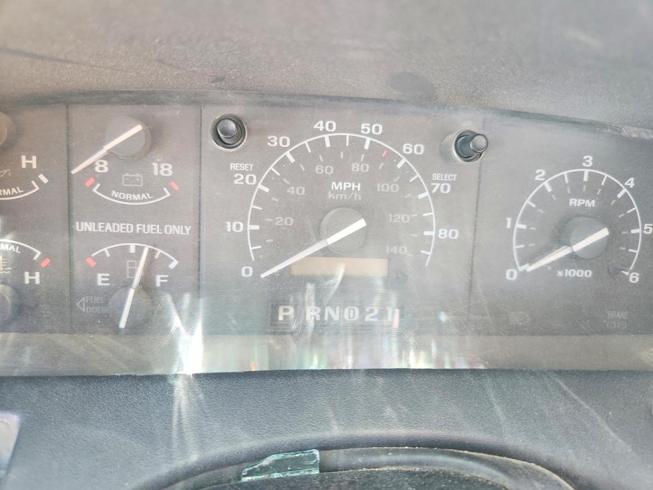1992 Ford Bronco U100 Red vin: 1FMEU15H8NLA96458
